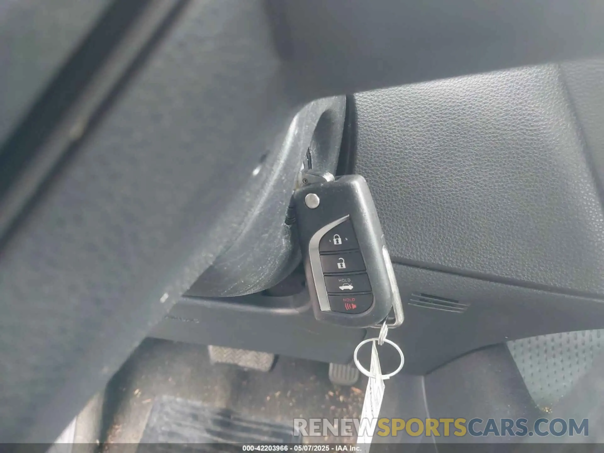 11 fotografías del automóvil dañado 5YFEPMAE5MP219003 TOYOTA COROLLA 2021