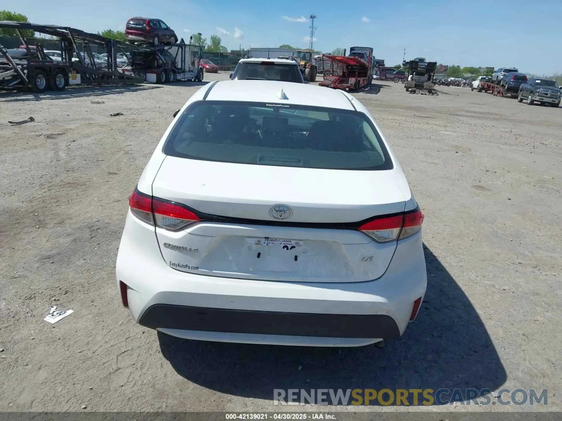 15 fotografías del automóvil dañado 5YFEPMAE5MP247335 TOYOTA COROLLA 2021