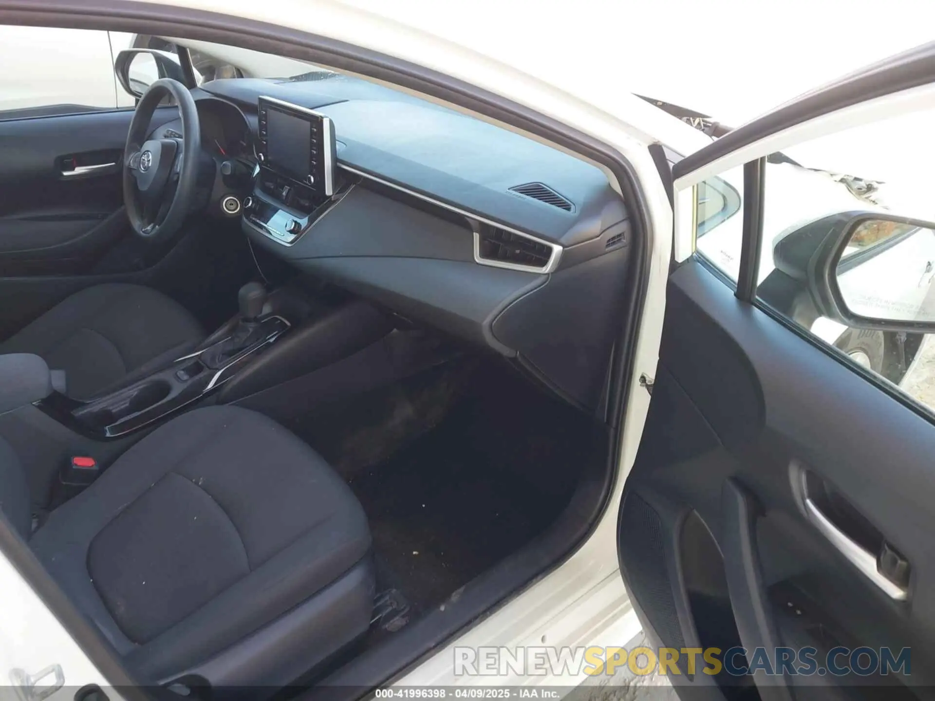 5 fotografías del automóvil dañado 5YFEPMAE5MP253569 TOYOTA COROLLA 2021