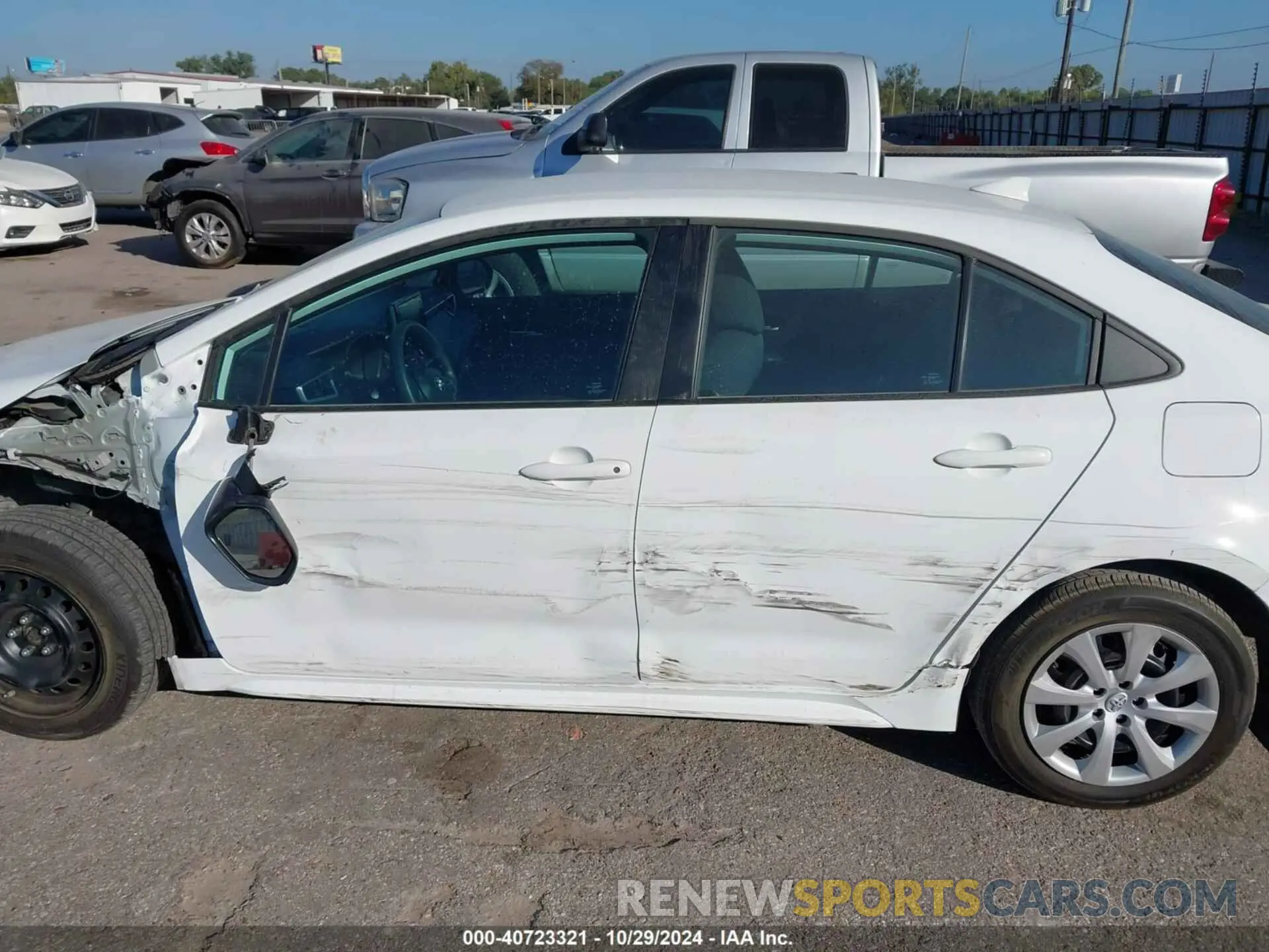 15 fotografías del automóvil dañado 5YFEPMAE5MP268539 TOYOTA COROLLA 2021