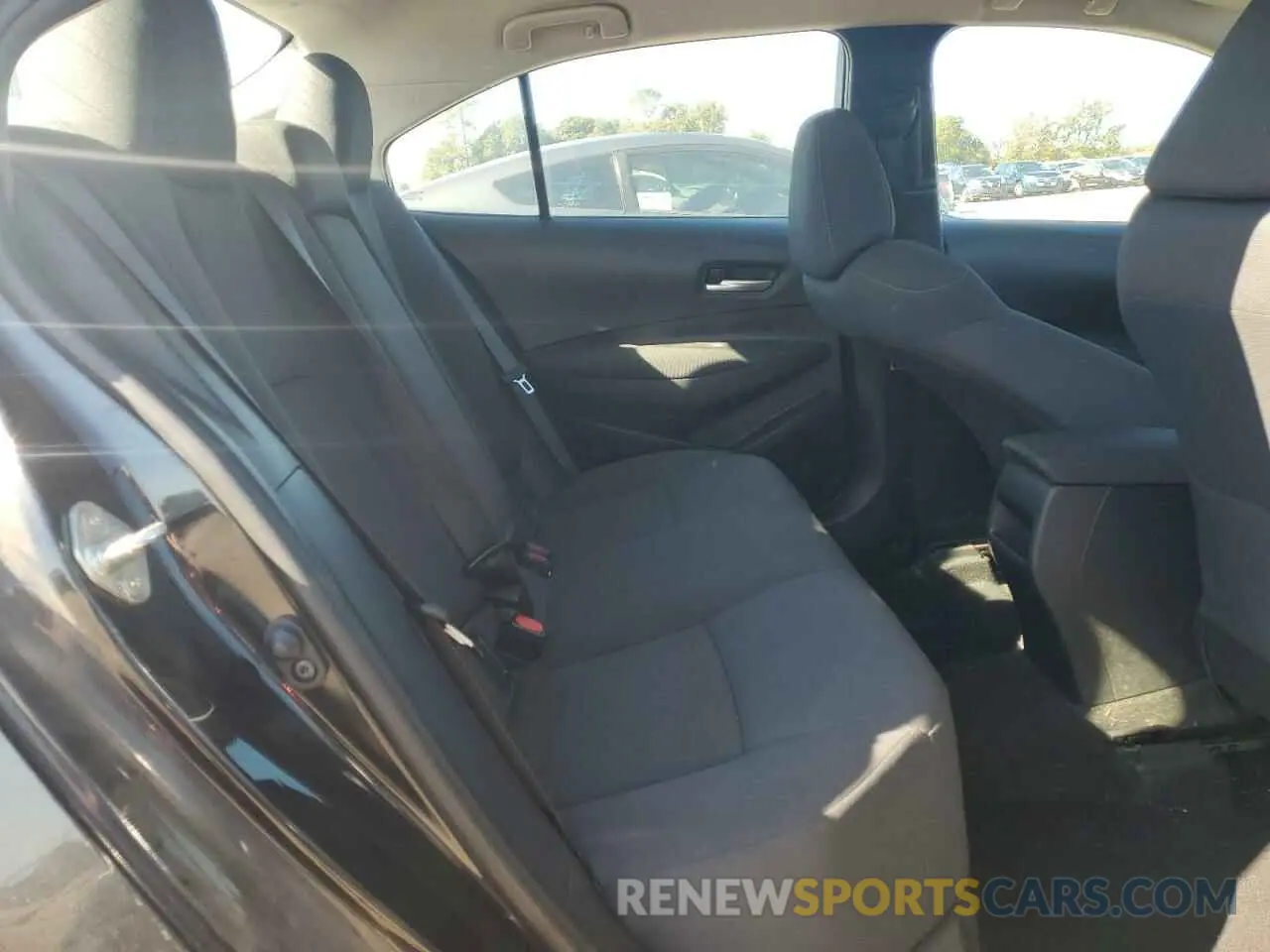 10 fotografías del automóvil dañado 5YFEPMAE6MP149074 TOYOTA COROLLA 2021
