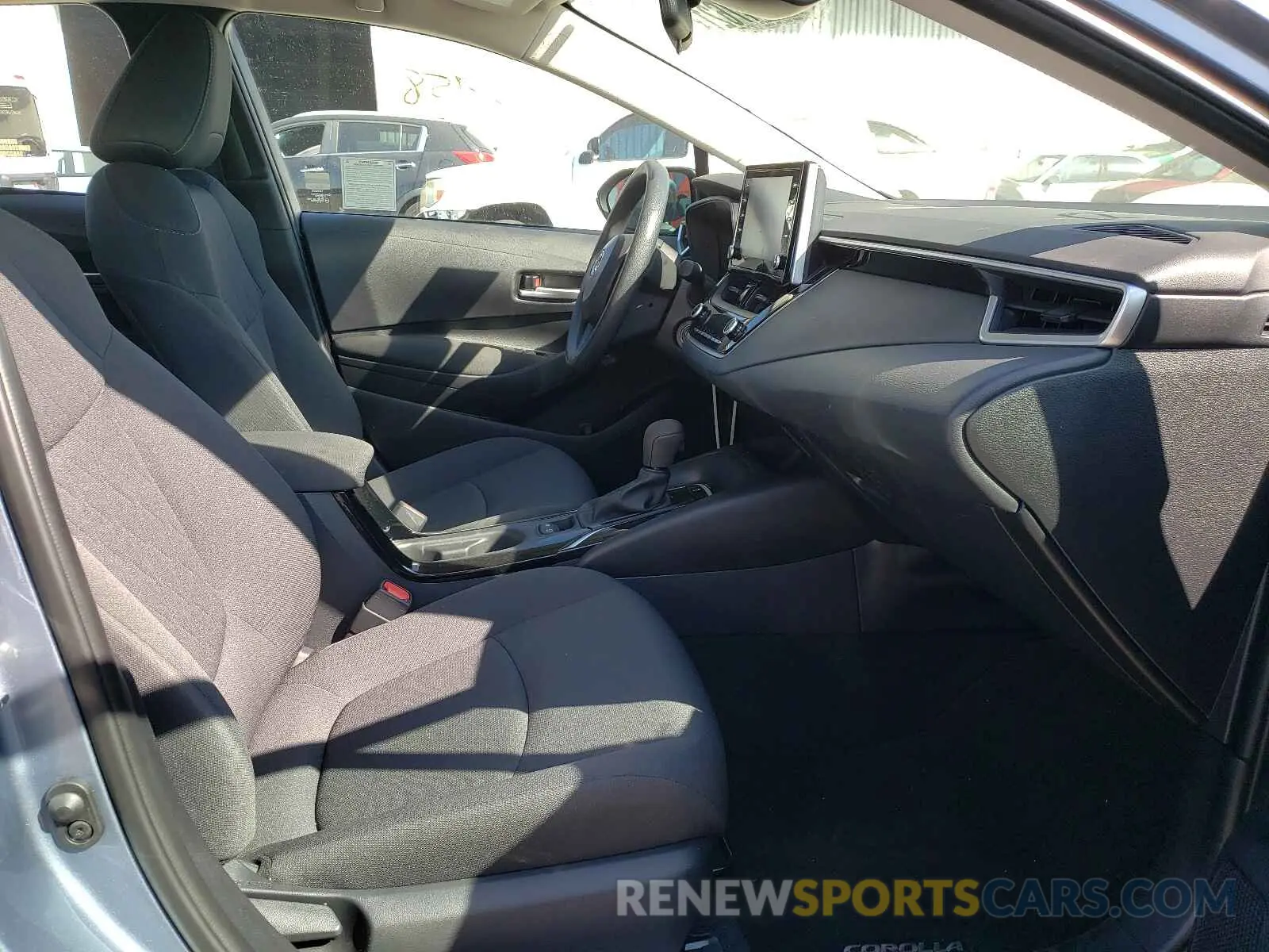 5 fotografías del automóvil dañado 5YFEPMAE6MP149253 TOYOTA COROLLA 2021