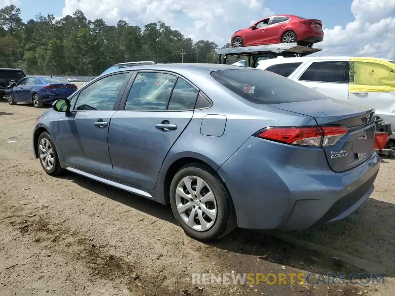 2 fotografías del automóvil dañado 5YFEPMAE6MP151441 TOYOTA COROLLA 2021