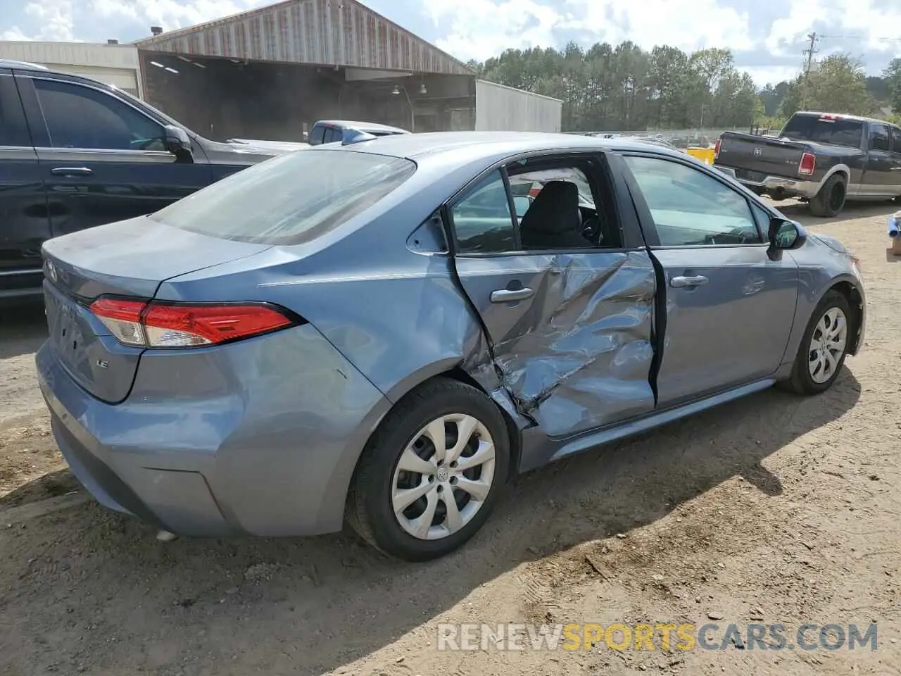 3 fotografías del automóvil dañado 5YFEPMAE6MP151441 TOYOTA COROLLA 2021
