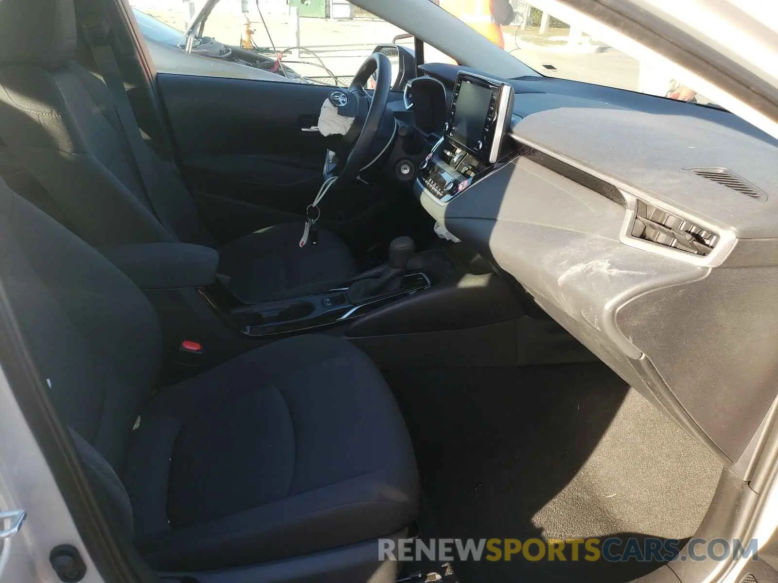 5 fotografías del automóvil dañado 5YFEPMAE6MP178736 TOYOTA COROLLA 2021