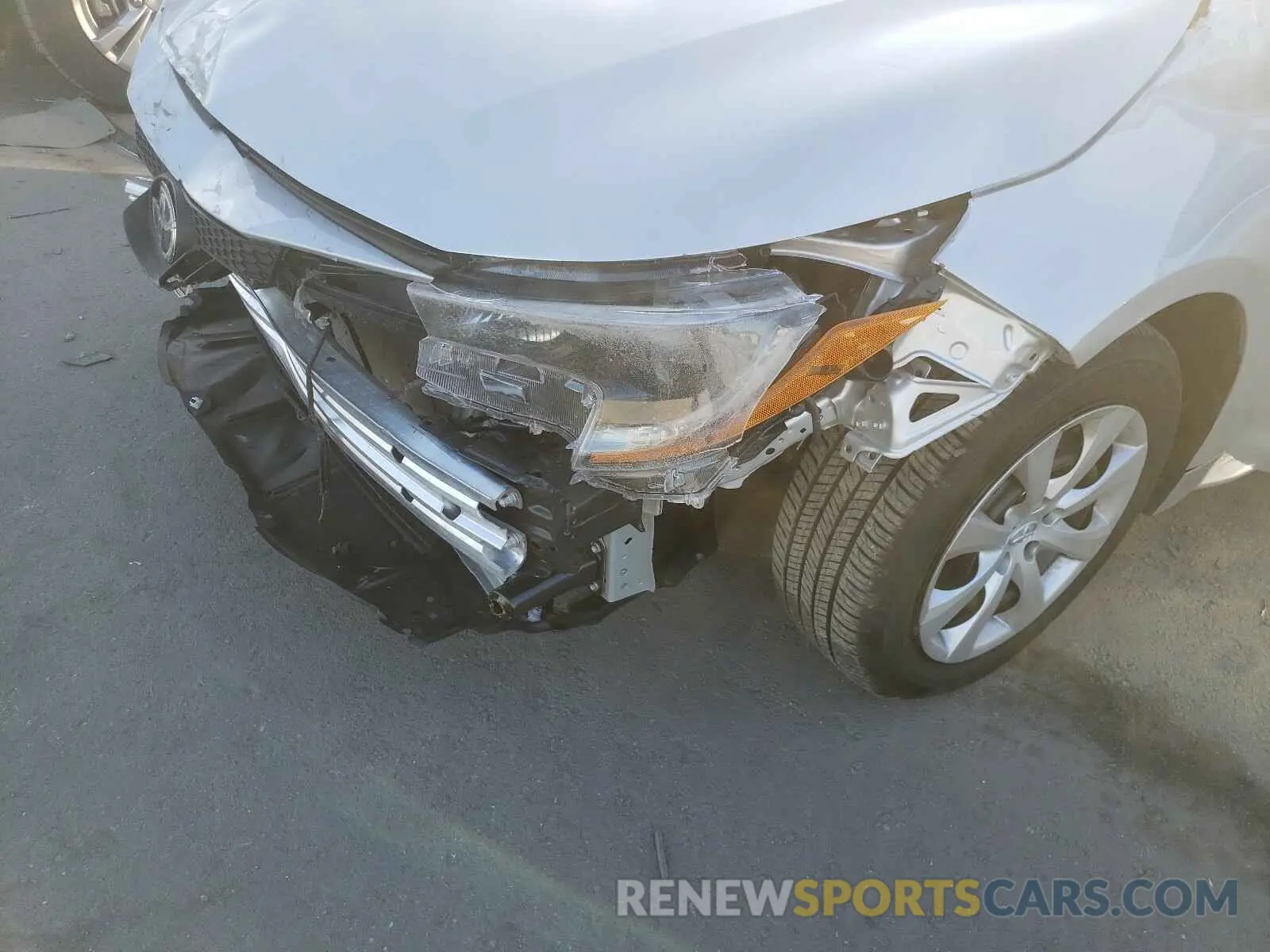 9 fotografías del automóvil dañado 5YFEPMAE6MP178736 TOYOTA COROLLA 2021