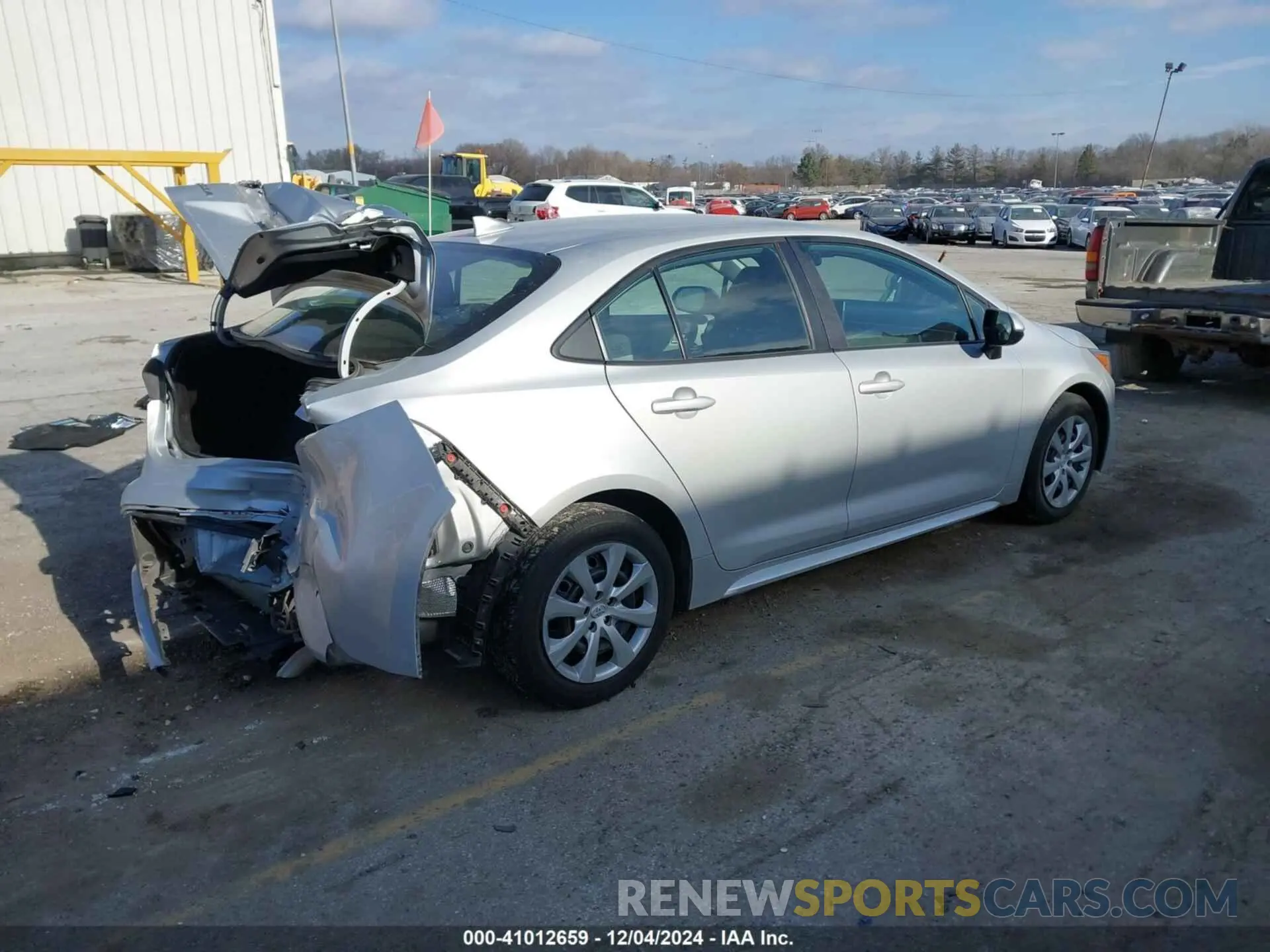 4 fotografías del automóvil dañado 5YFEPMAE6MP179613 TOYOTA COROLLA 2021