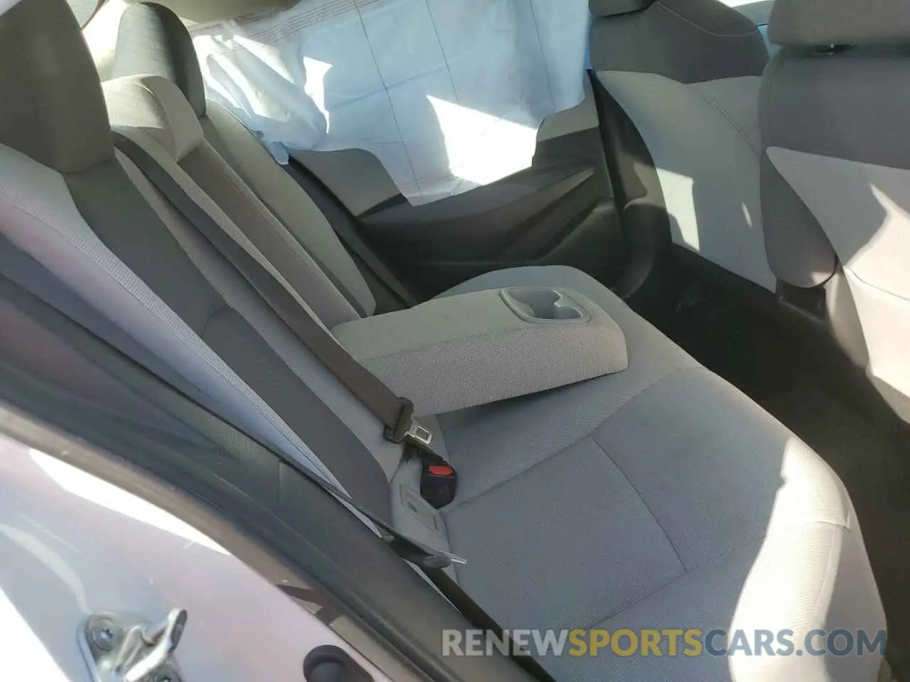 6 fotografías del automóvil dañado 5YFEPMAE6MP179711 TOYOTA COROLLA 2021