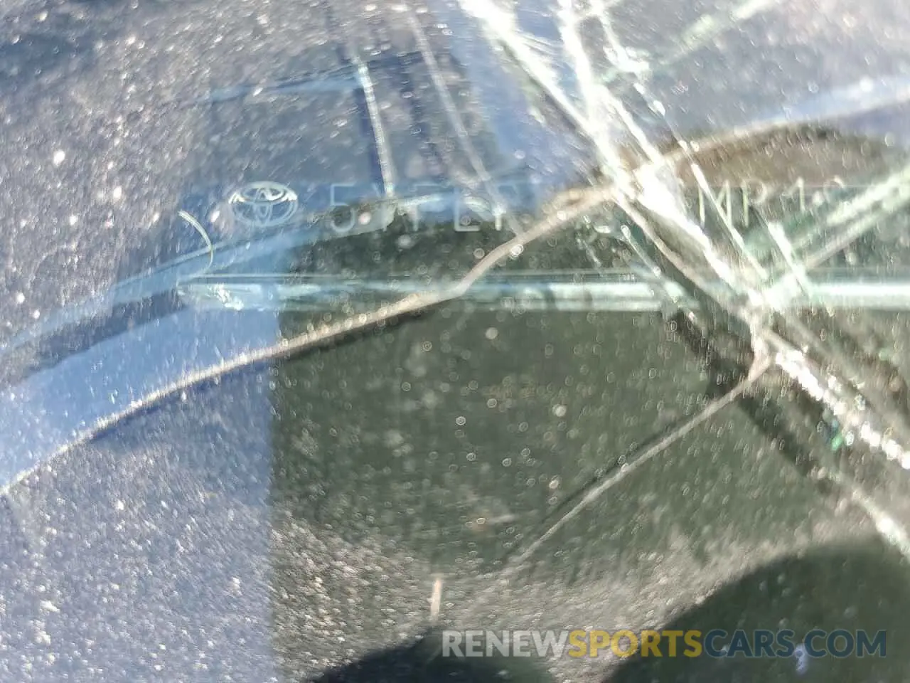 12 fotografías del automóvil dañado 5YFEPMAE6MP181541 TOYOTA COROLLA 2021