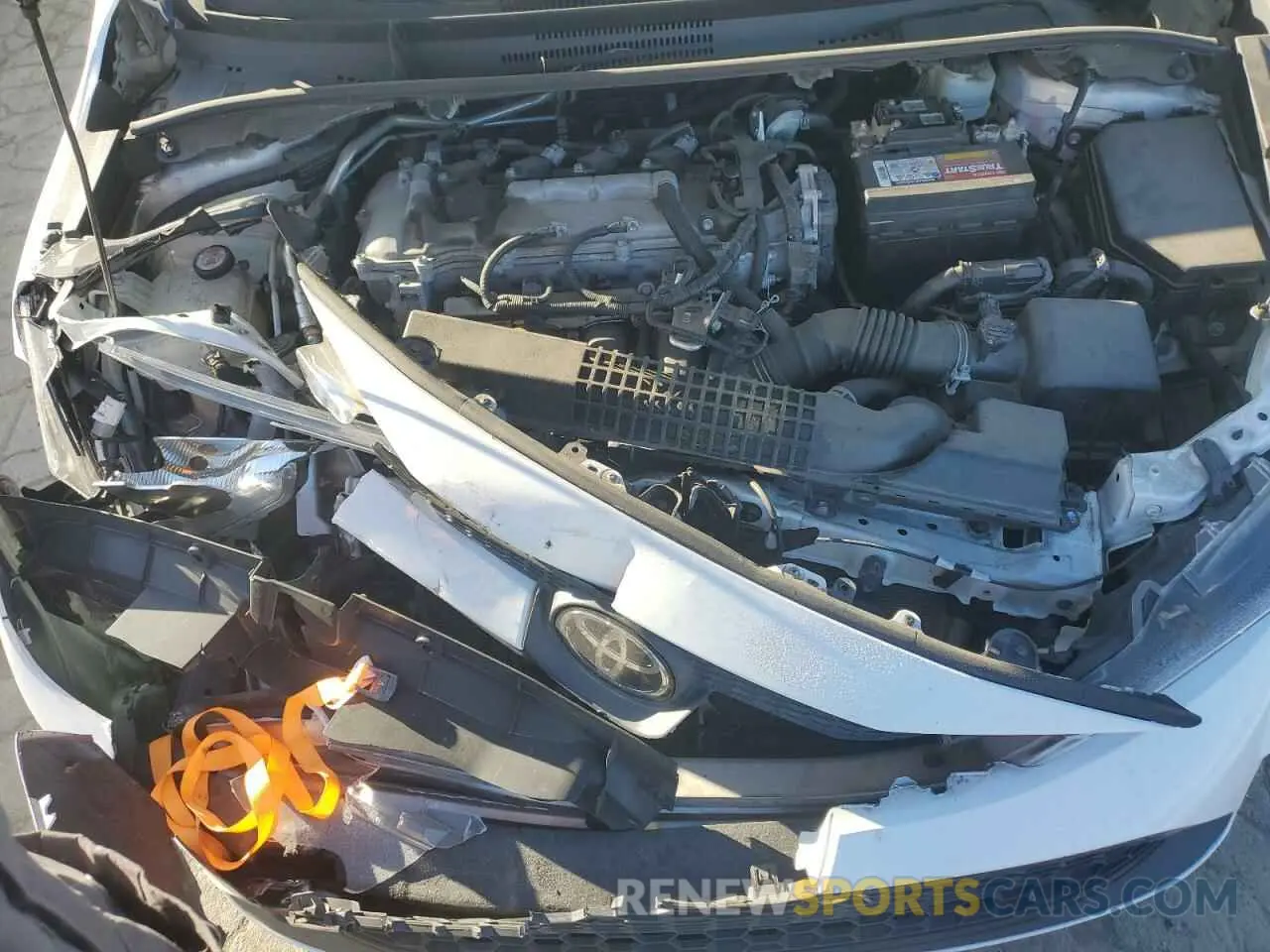 11 fotografías del automóvil dañado 5YFEPMAE6MP191633 TOYOTA COROLLA 2021