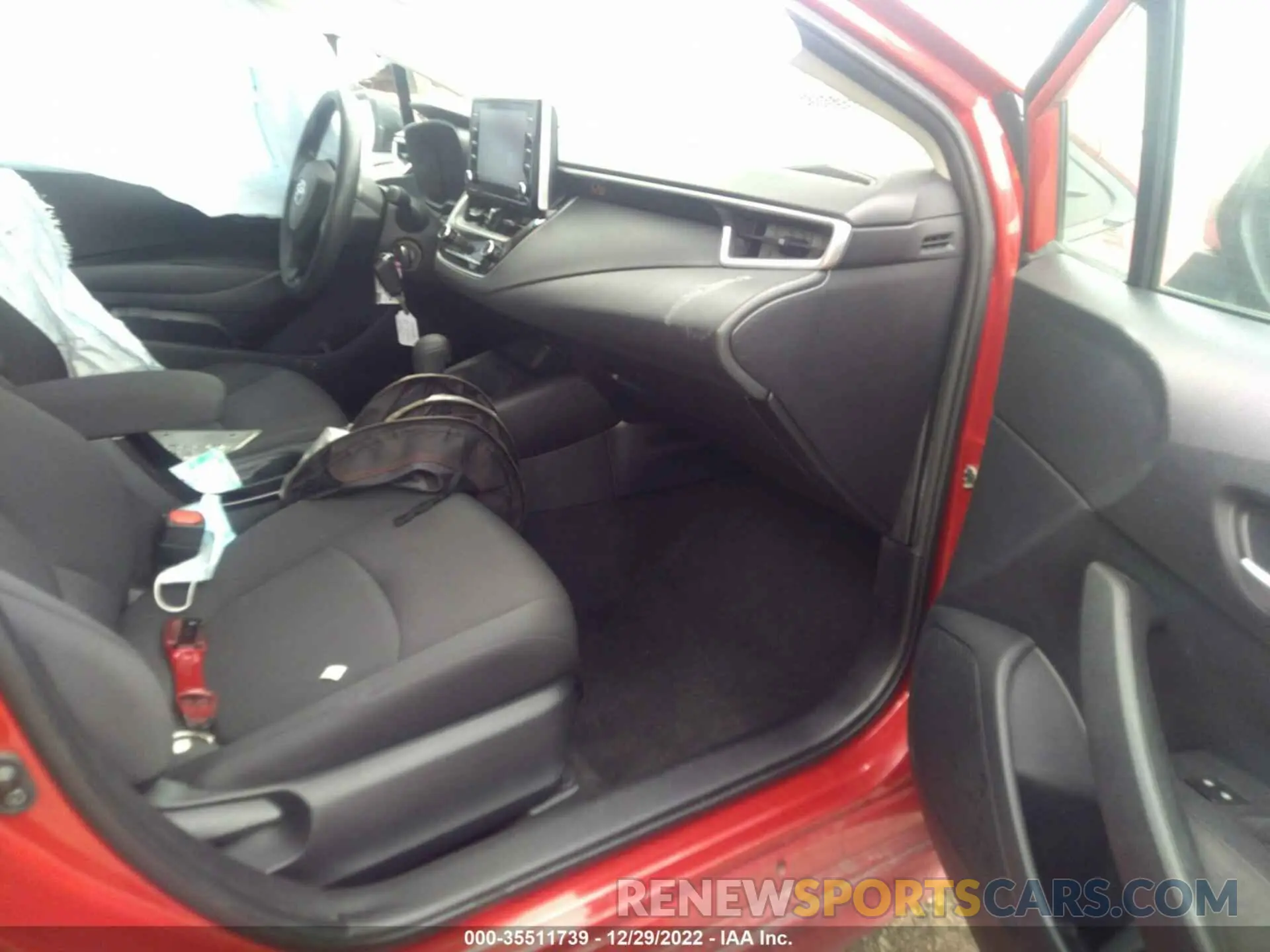 5 fotografías del automóvil dañado 5YFEPMAE6MP192703 TOYOTA COROLLA 2021