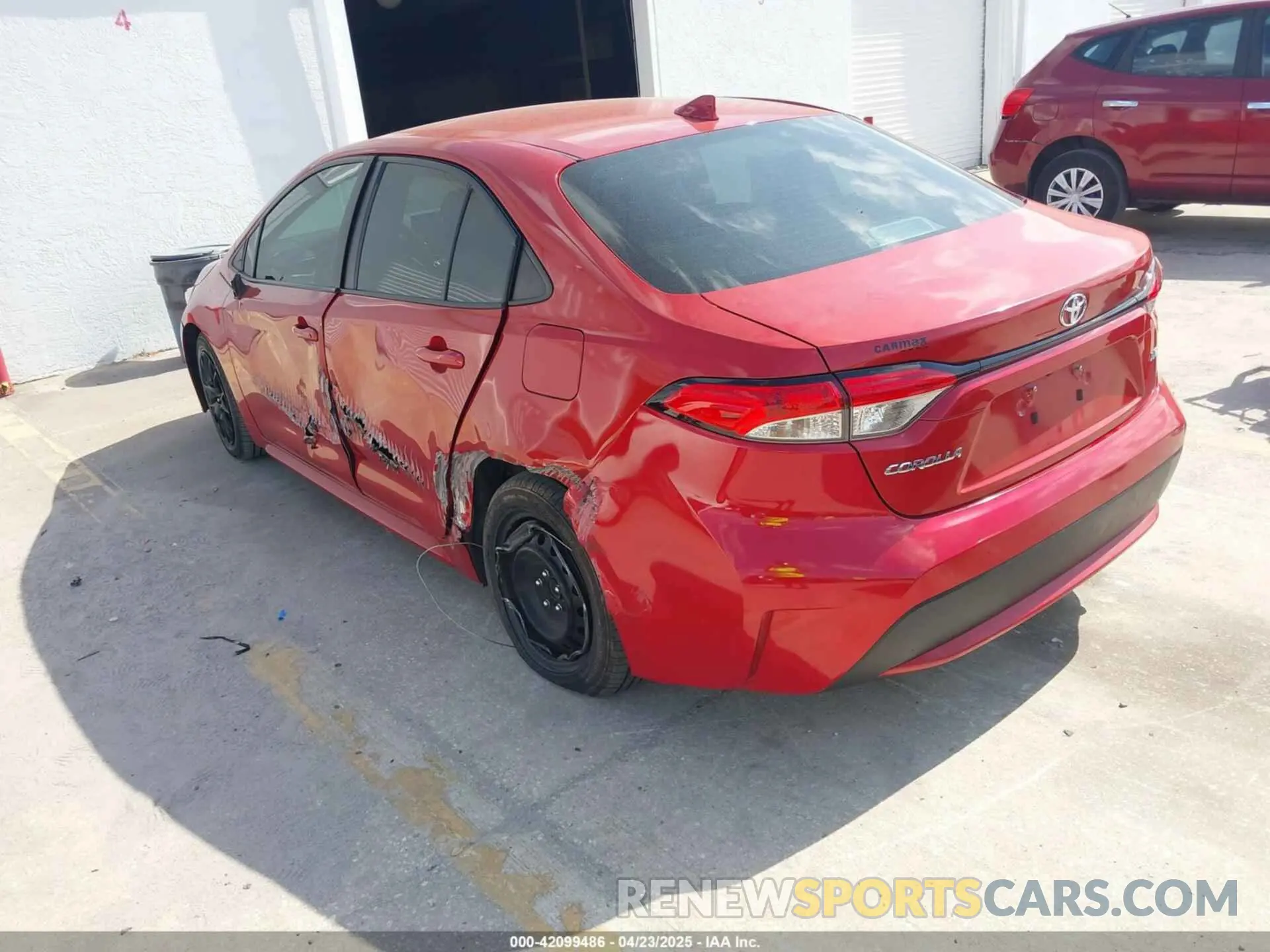 3 fotografías del automóvil dañado 5YFEPMAE6MP196962 TOYOTA COROLLA 2021