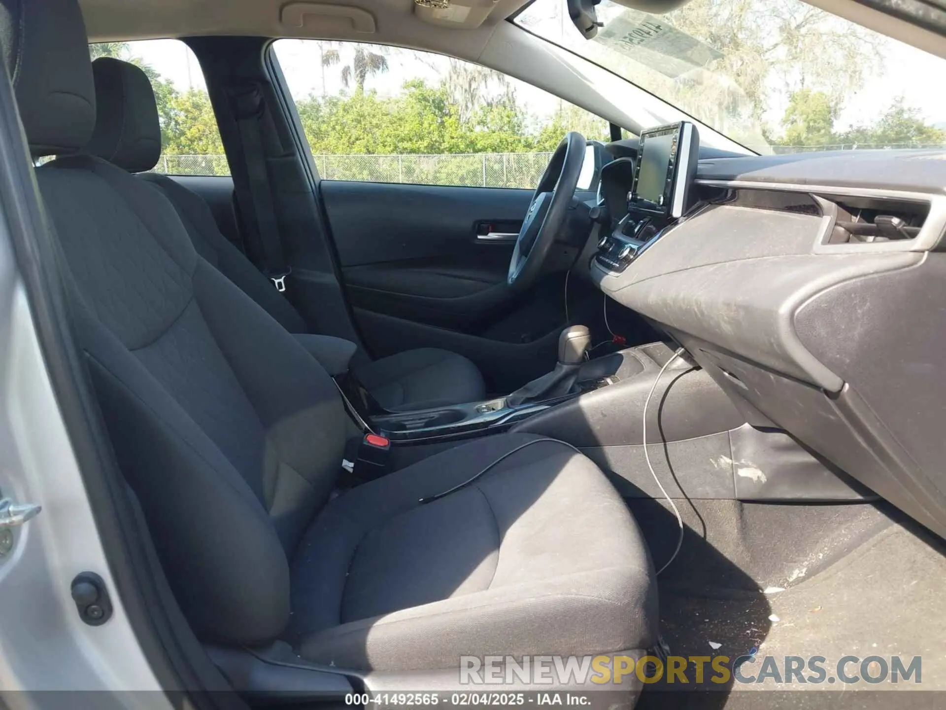 5 fotografías del automóvil dañado 5YFEPMAE6MP211881 TOYOTA COROLLA 2021