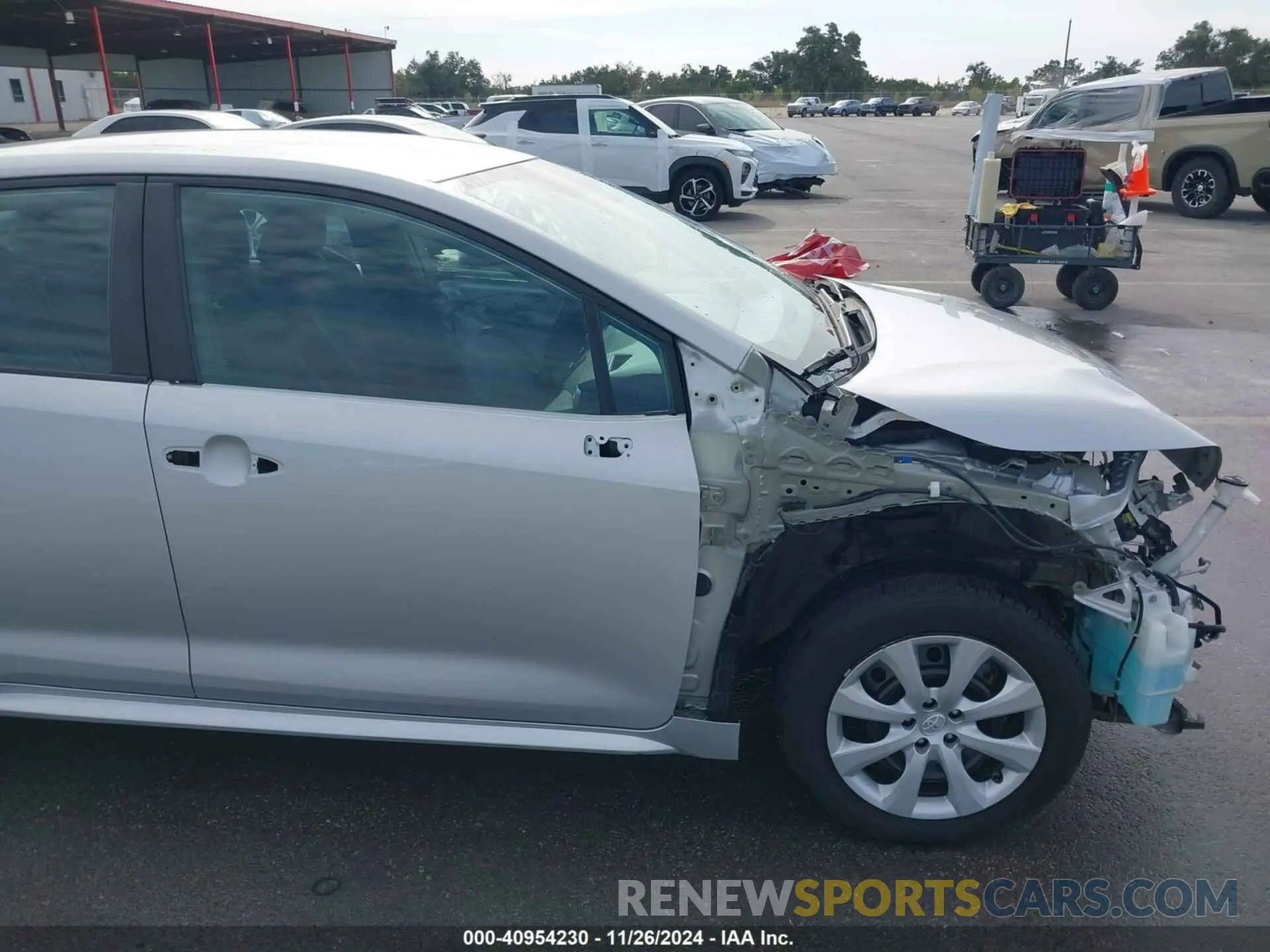 19 fotografías del automóvil dañado 5YFEPMAE6MP224534 TOYOTA COROLLA 2021