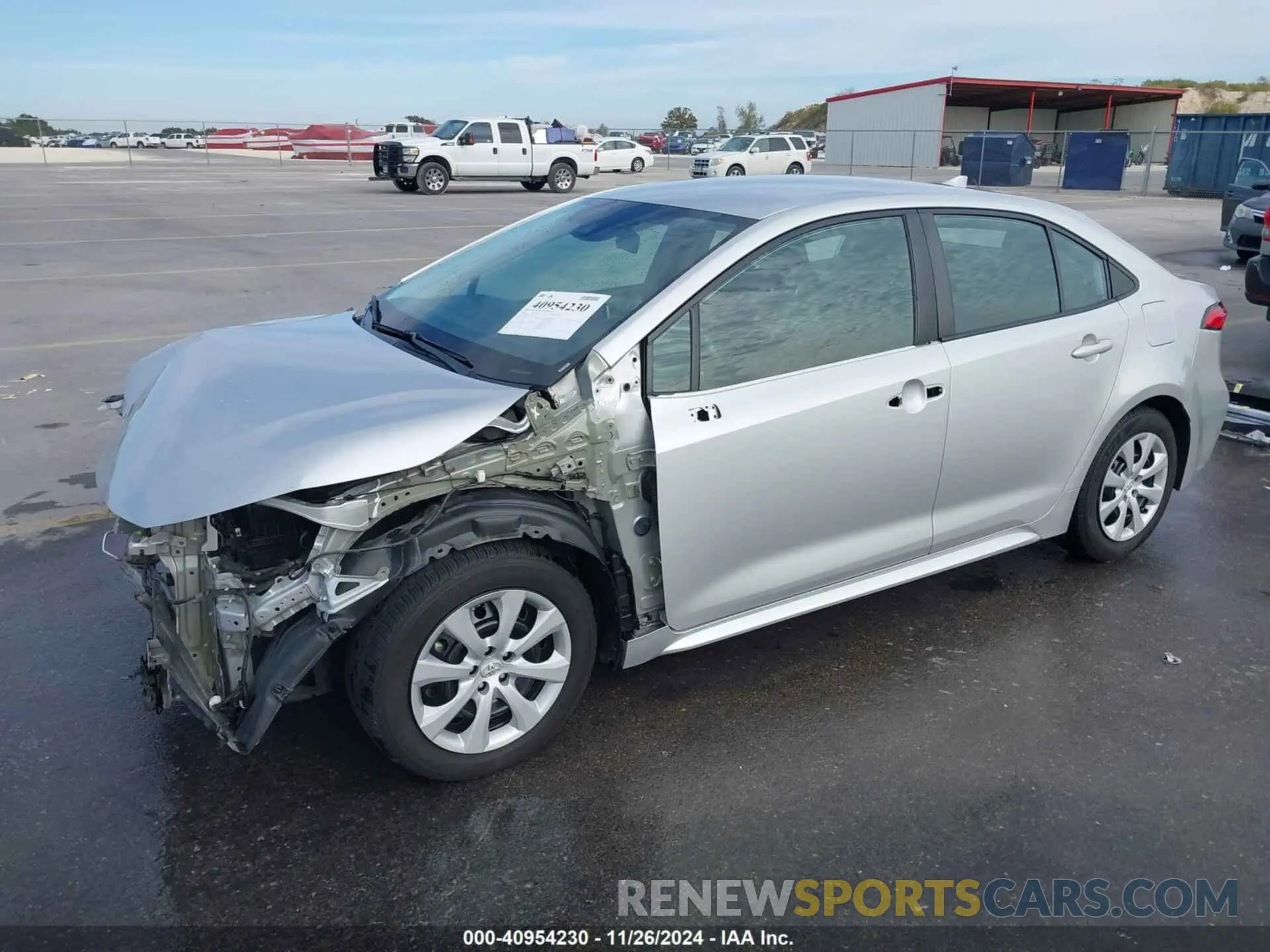 2 fotografías del automóvil dañado 5YFEPMAE6MP224534 TOYOTA COROLLA 2021