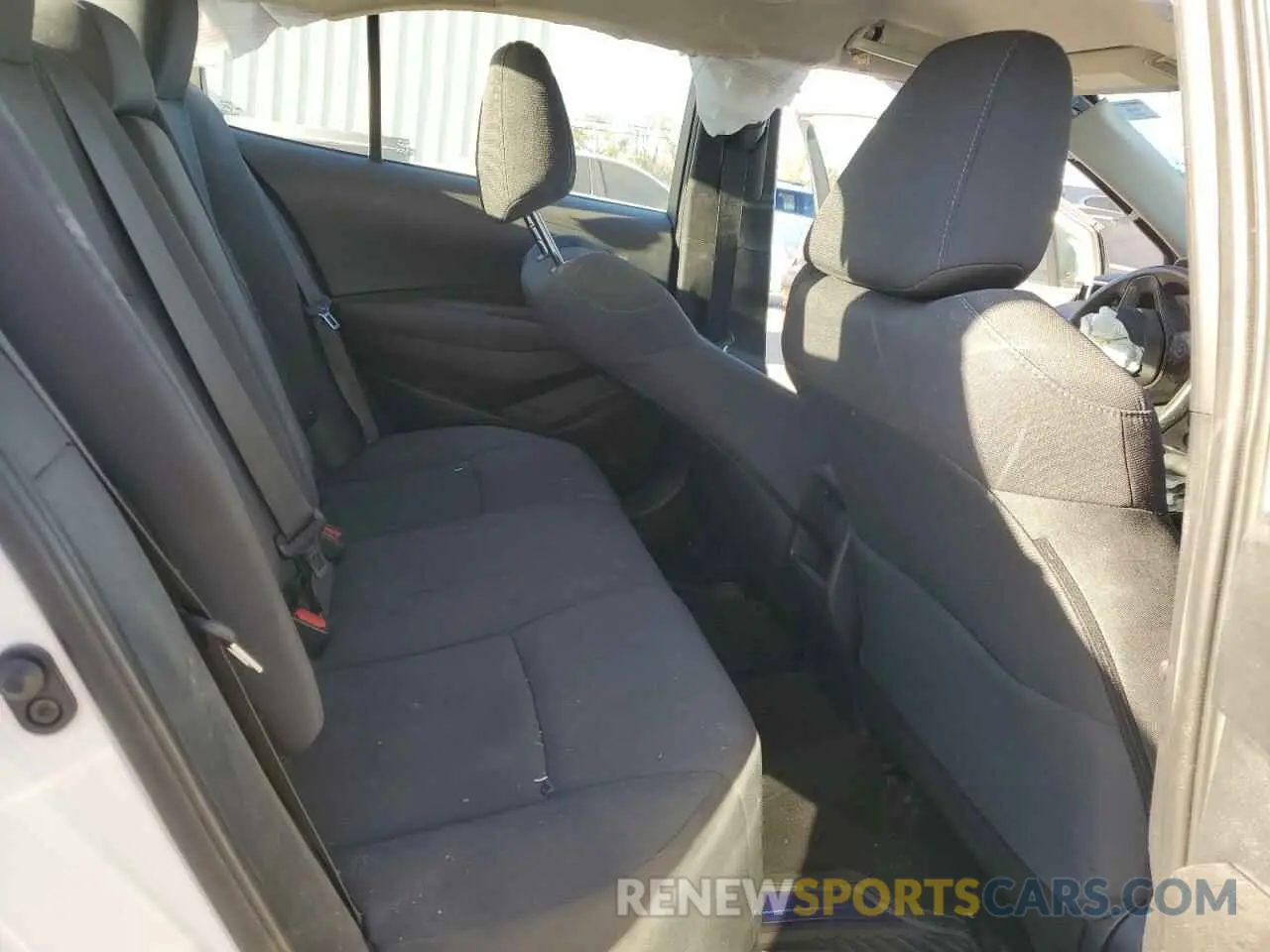 10 fotografías del automóvil dañado 5YFEPMAE6MP228390 TOYOTA COROLLA 2021