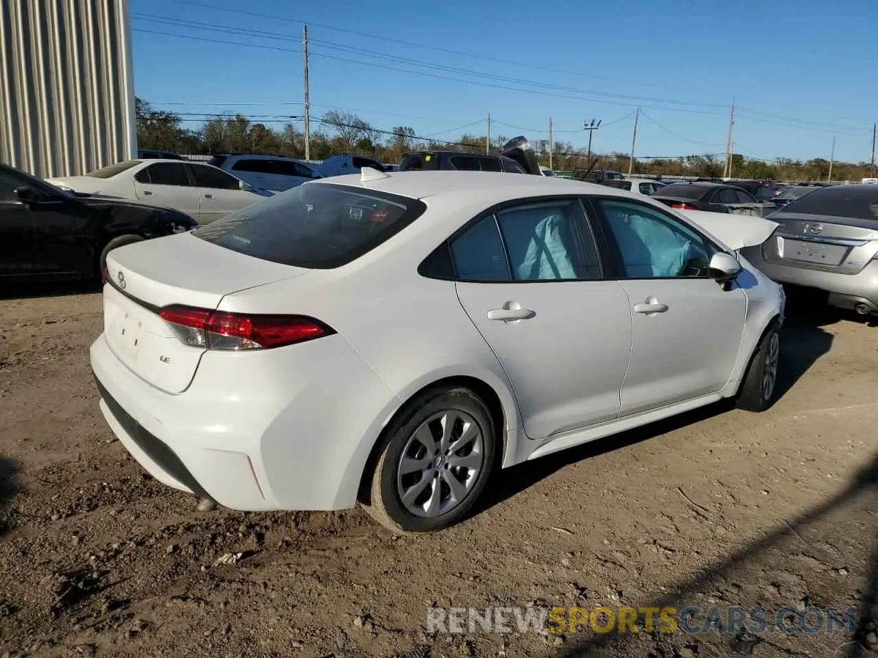 3 fotografías del automóvil dañado 5YFEPMAE6MP228390 TOYOTA COROLLA 2021