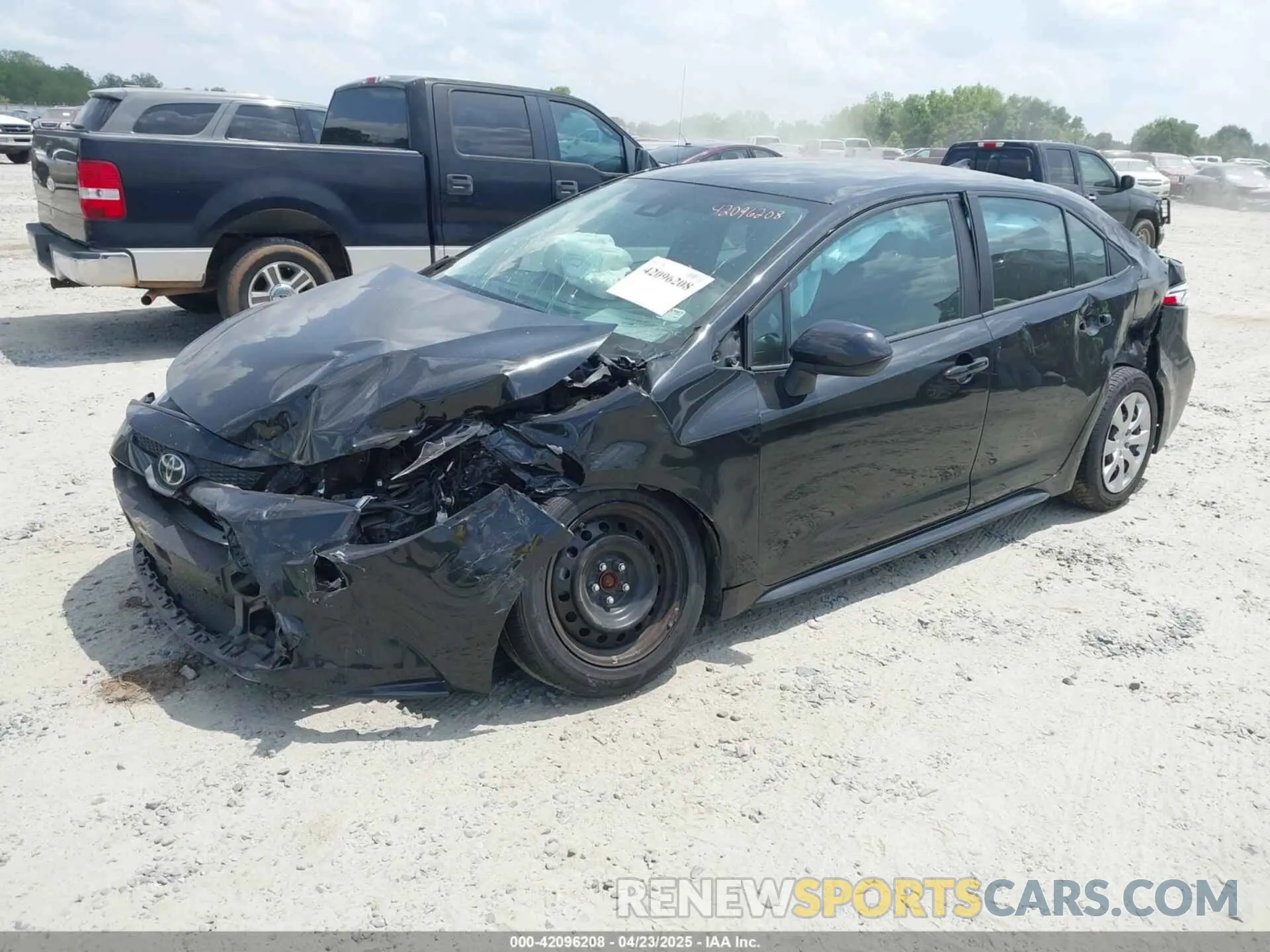 2 fotografías del automóvil dañado 5YFEPMAE6MP231810 TOYOTA COROLLA 2021