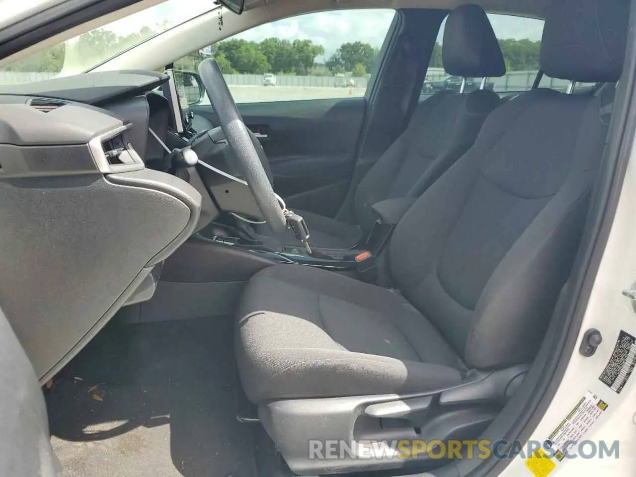 7 fotografías del automóvil dañado 5YFEPMAE6MP248039 TOYOTA COROLLA 2021