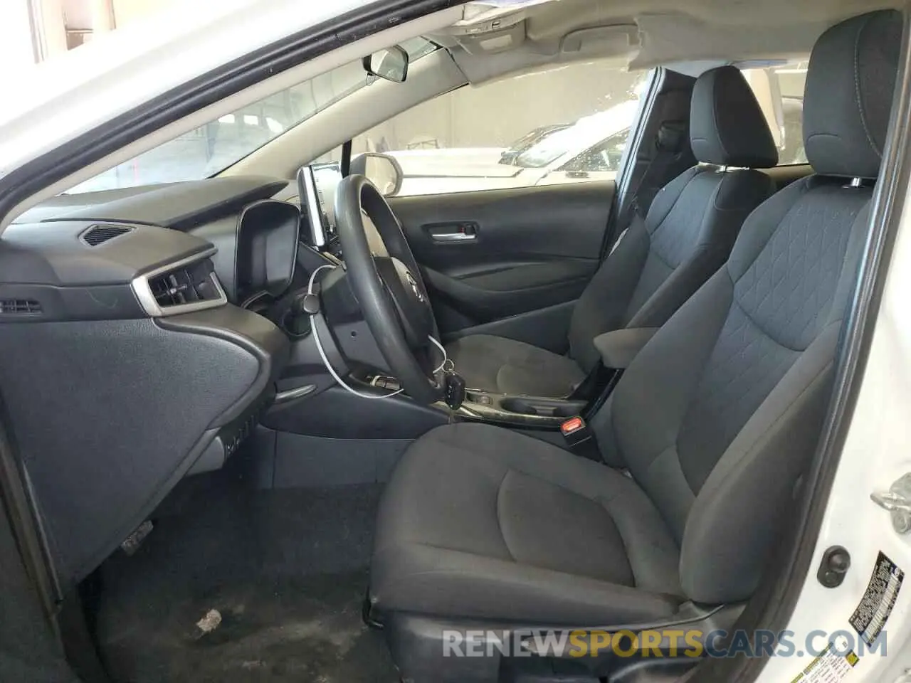 7 fotografías del automóvil dañado 5YFEPMAE6MP250146 TOYOTA COROLLA 2021