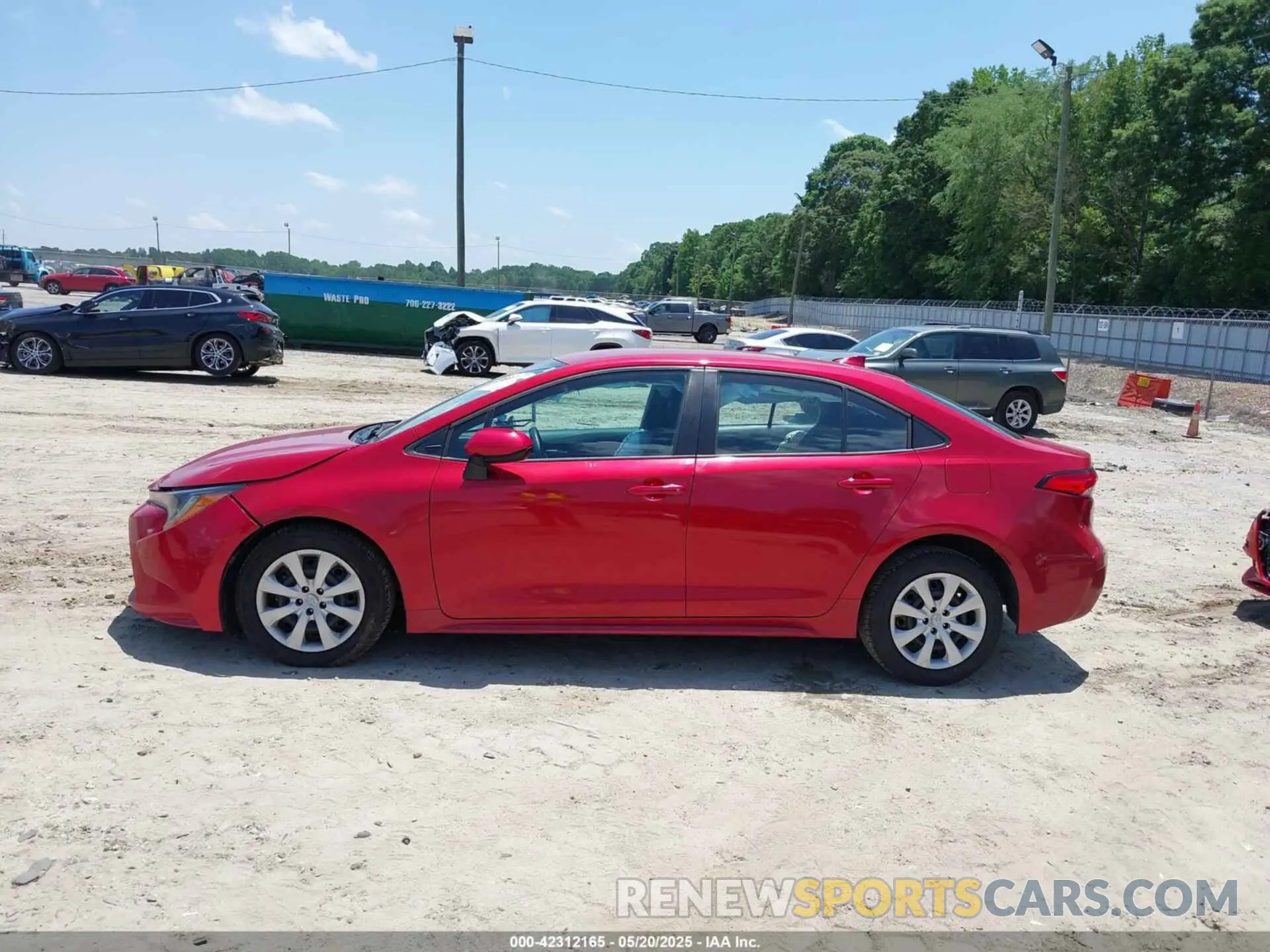 14 fotografías del automóvil dañado 5YFEPMAE6MP251720 TOYOTA COROLLA 2021