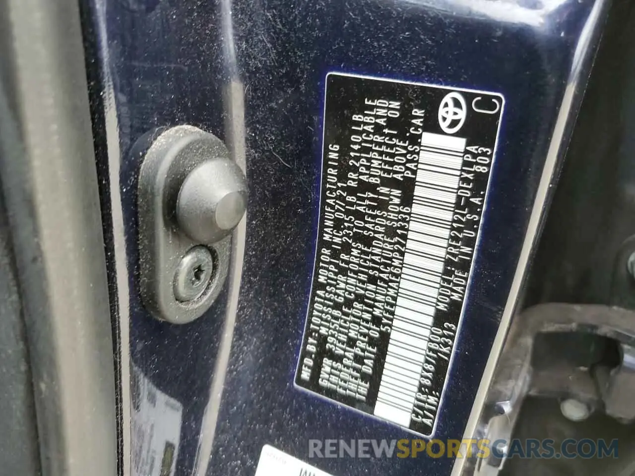 12 fotografías del automóvil dañado 5YFEPMAE6MP271336 TOYOTA COROLLA 2021