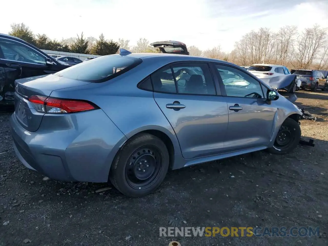3 fotografías del automóvil dañado 5YFEPMAE7MP161718 TOYOTA COROLLA 2021