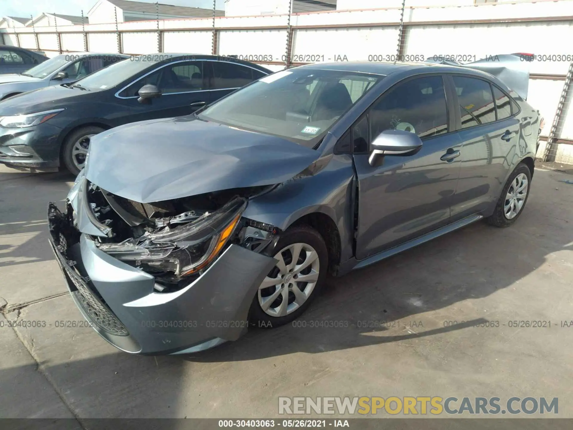 2 fotografías del automóvil dañado 5YFEPMAE7MP173514 TOYOTA COROLLA 2021