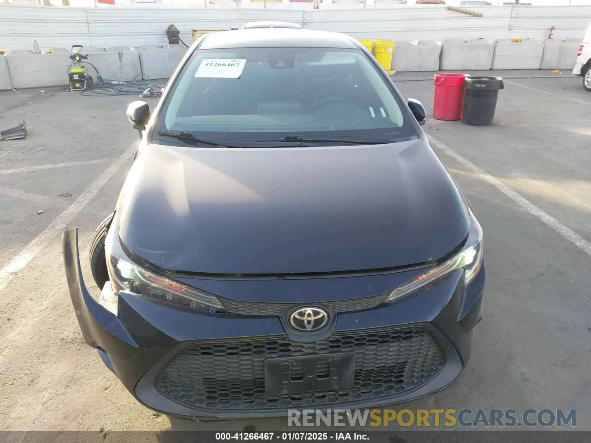 12 fotografías del automóvil dañado 5YFEPMAE7MP174632 TOYOTA COROLLA 2021