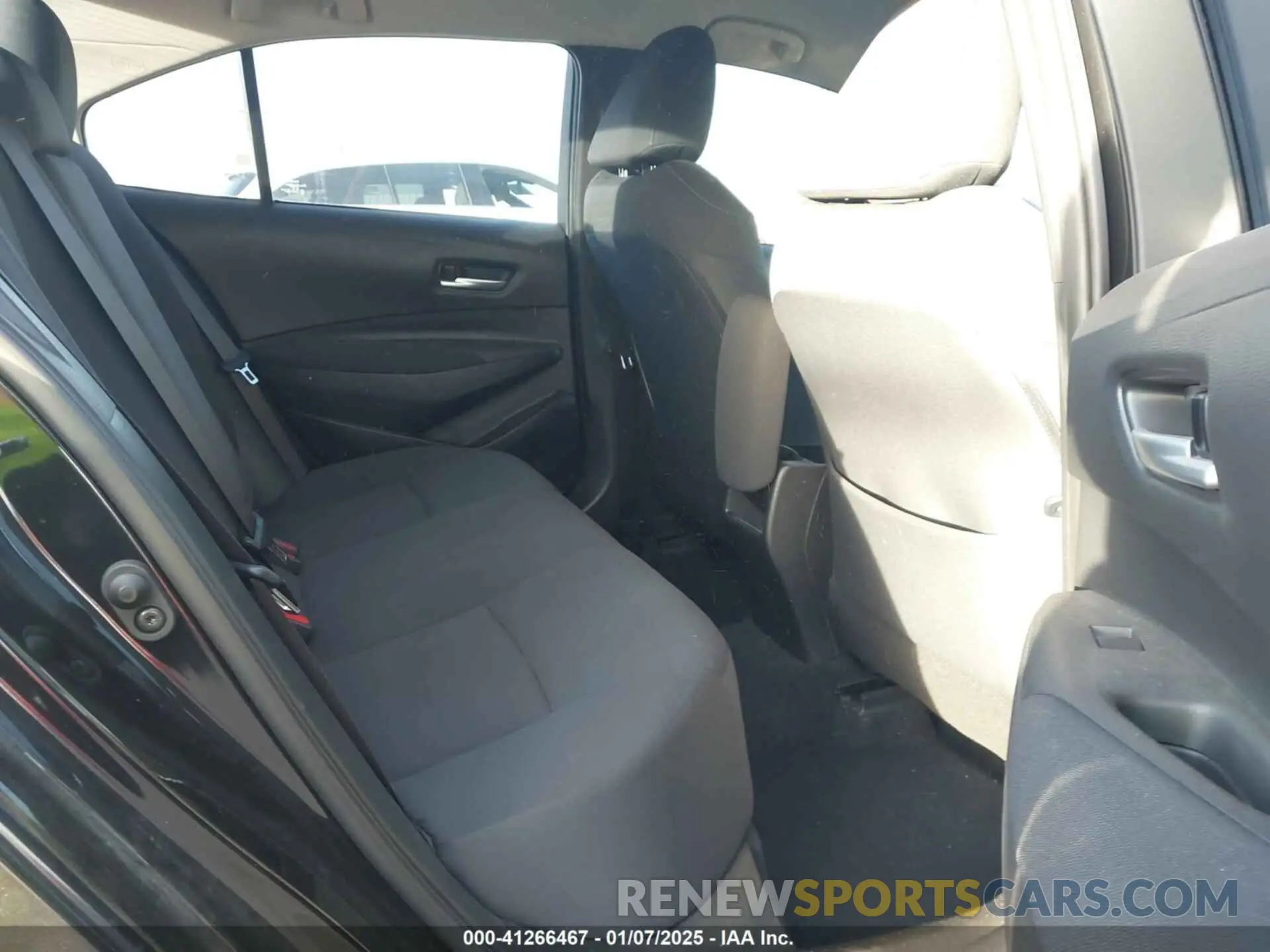 8 fotografías del automóvil dañado 5YFEPMAE7MP174632 TOYOTA COROLLA 2021