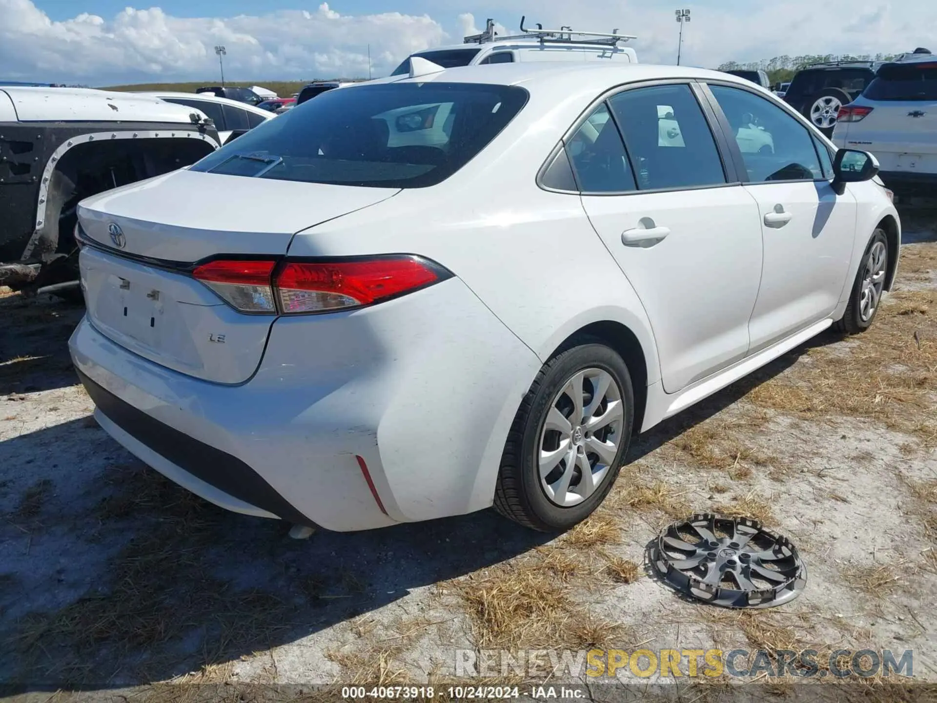 4 fotografías del automóvil dañado 5YFEPMAE7MP182813 TOYOTA COROLLA 2021