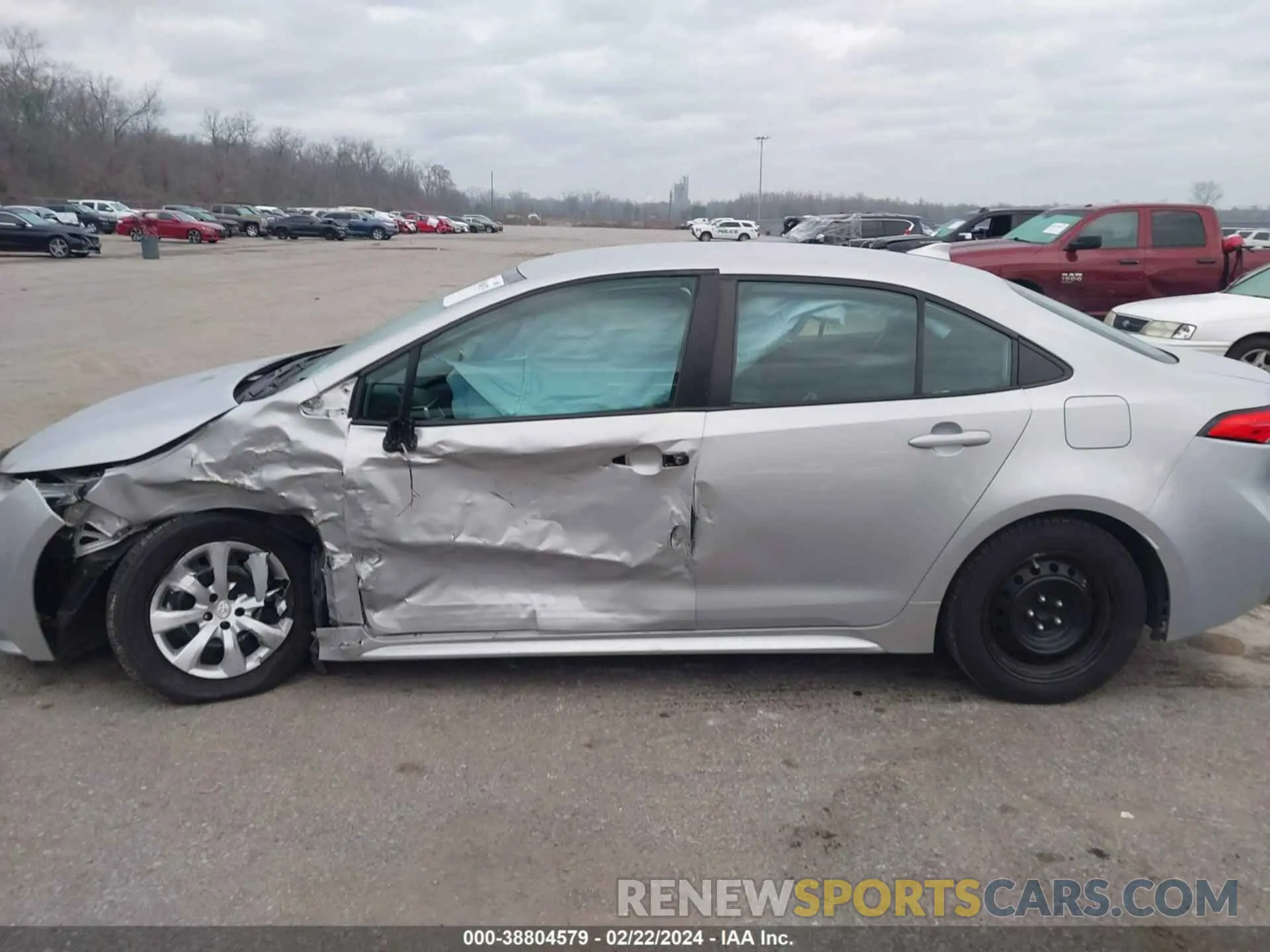14 fotografías del automóvil dañado 5YFEPMAE7MP186120 TOYOTA COROLLA 2021