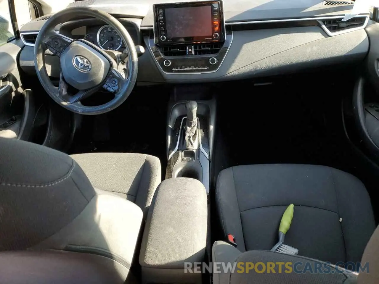 8 fotografías del automóvil dañado 5YFEPMAE7MP233226 TOYOTA COROLLA 2021