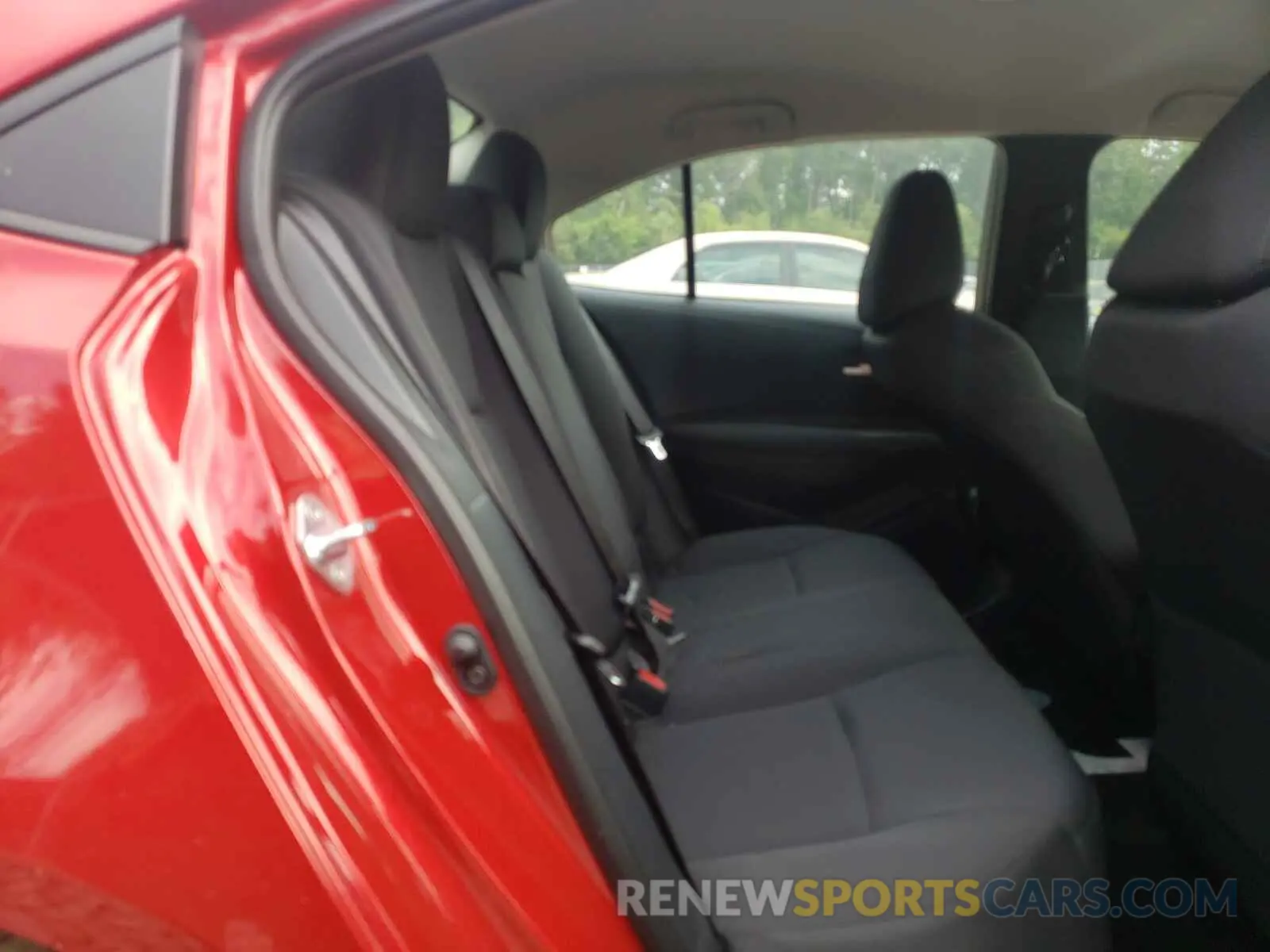 6 fotografías del automóvil dañado 5YFEPMAE7MP237910 TOYOTA COROLLA 2021