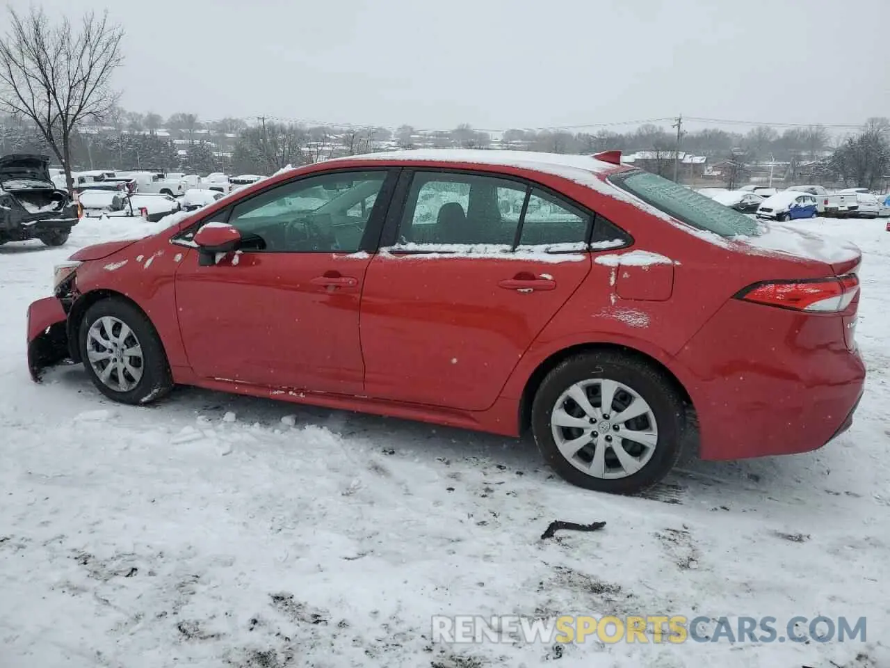 2 fotografías del automóvil dañado 5YFEPMAE7MP238667 TOYOTA COROLLA 2021