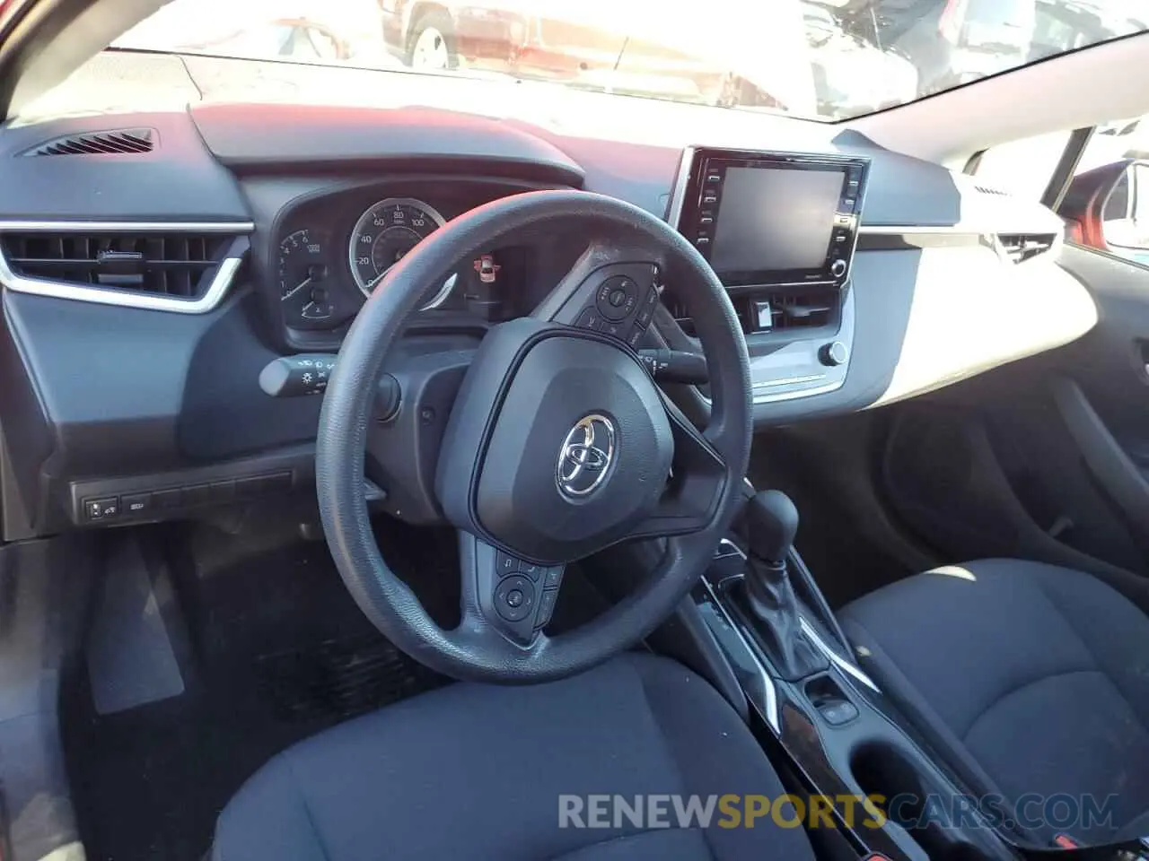 8 fotografías del automóvil dañado 5YFEPMAE7MP239673 TOYOTA COROLLA 2021