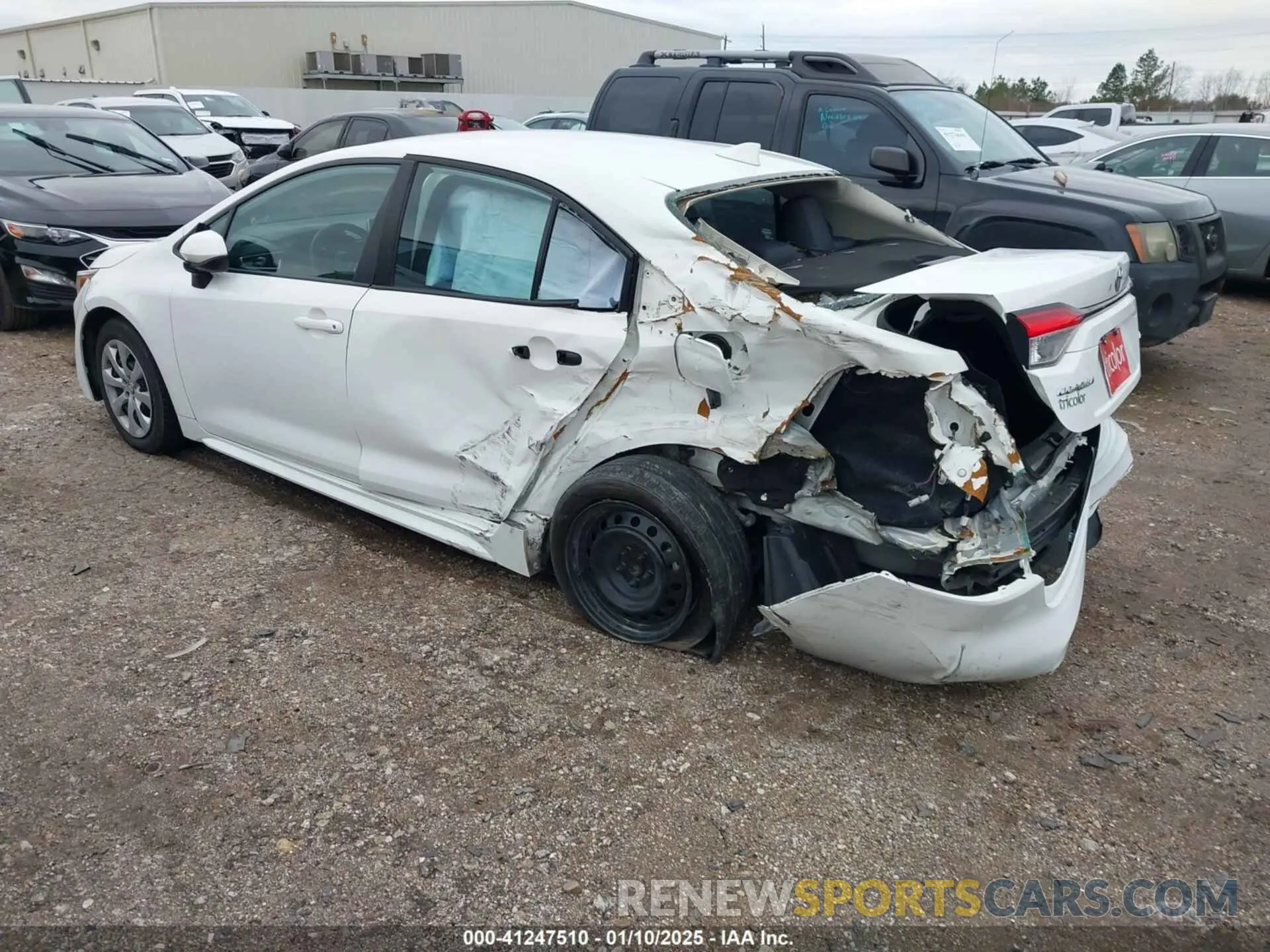 3 fotografías del automóvil dañado 5YFEPMAE7MP249748 TOYOTA COROLLA 2021