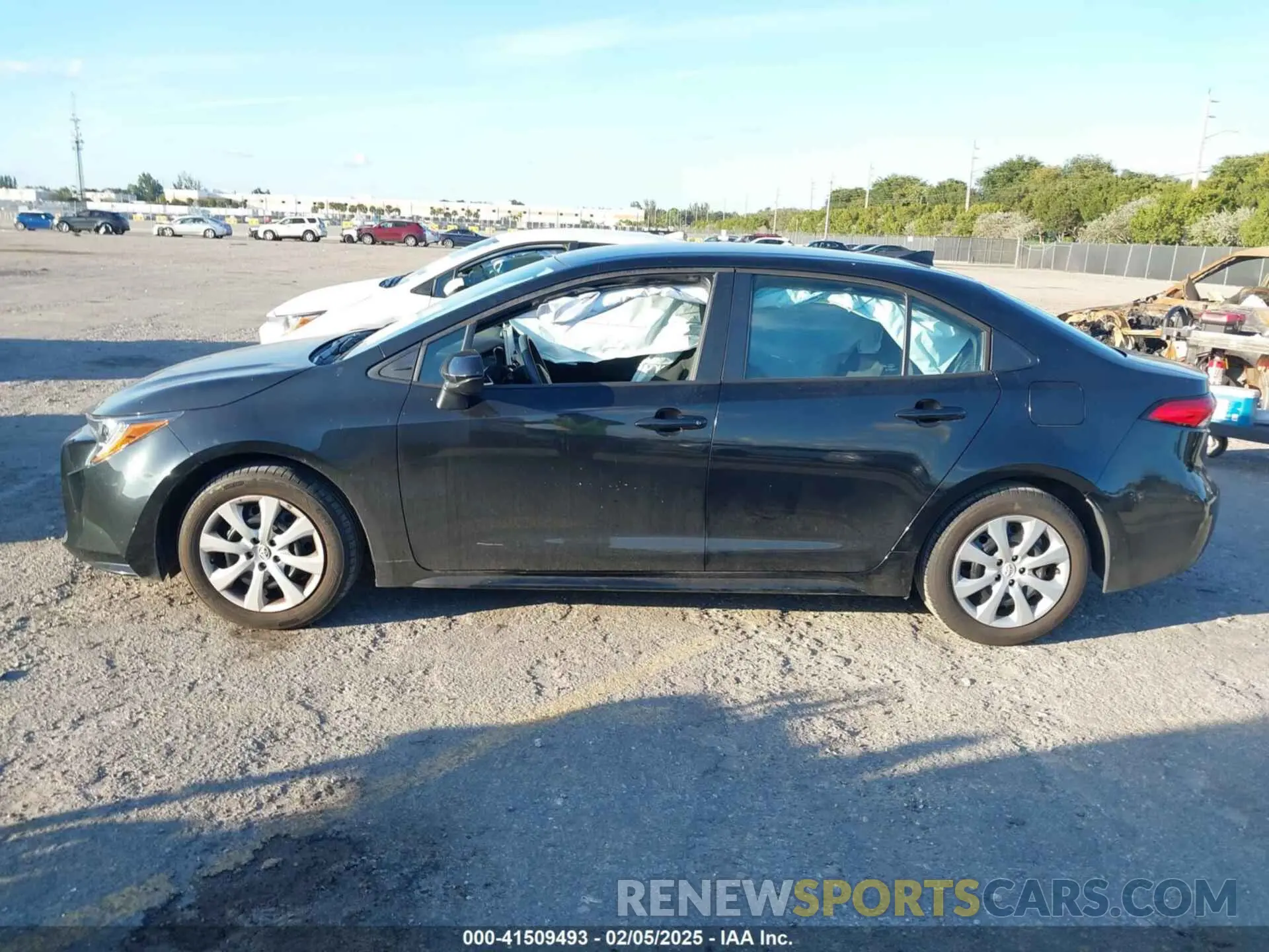 15 fotografías del automóvil dañado 5YFEPMAE7MP269319 TOYOTA COROLLA 2021