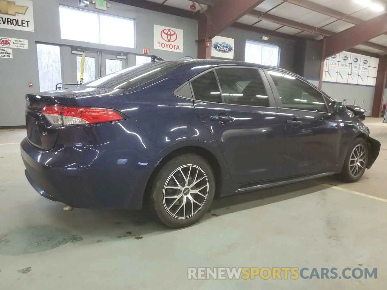 3 fotografías del automóvil dañado 5YFEPMAE7MP269904 TOYOTA COROLLA 2021