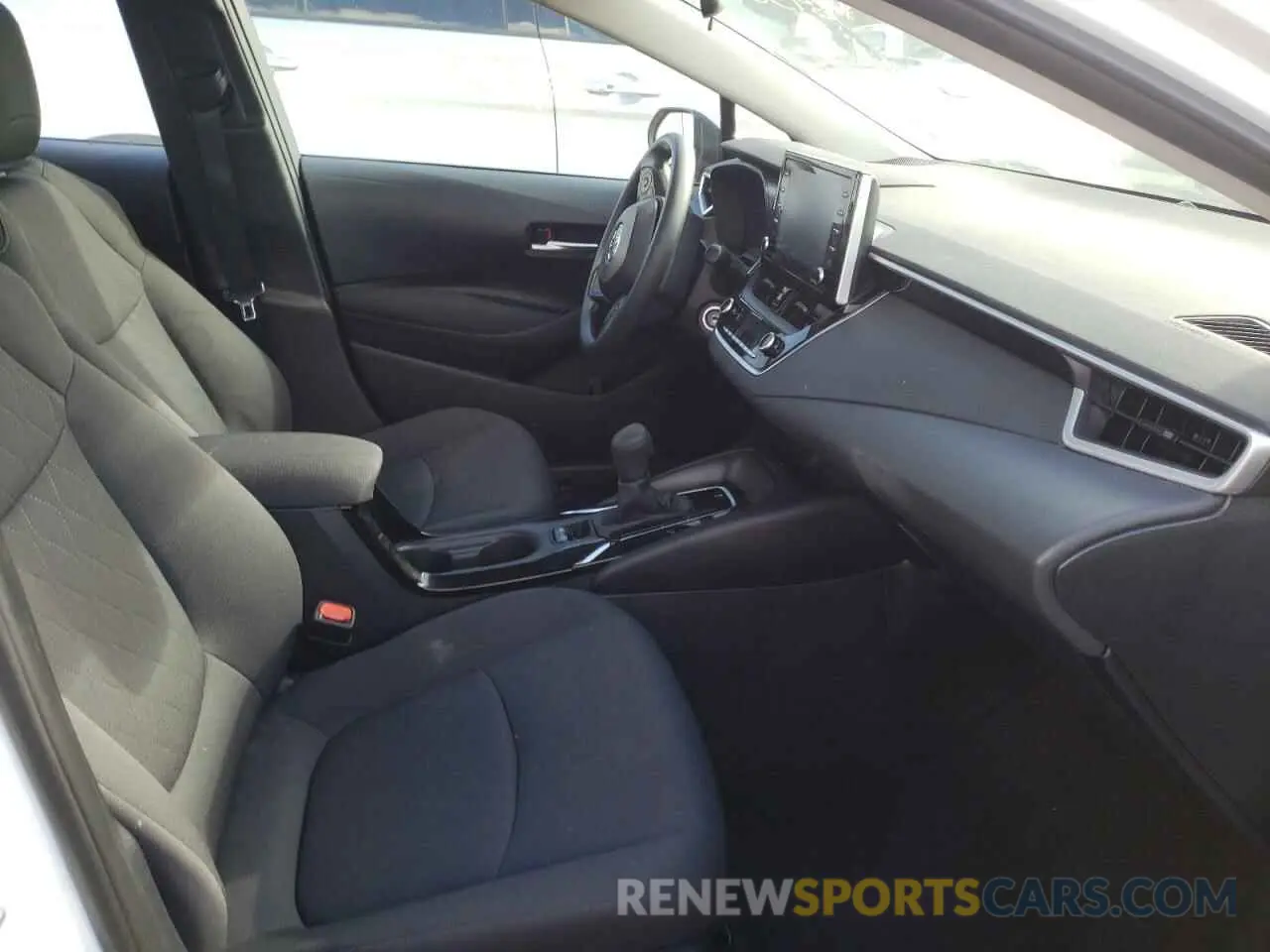 5 fotografías del automóvil dañado 5YFEPMAE8MP159038 TOYOTA COROLLA 2021