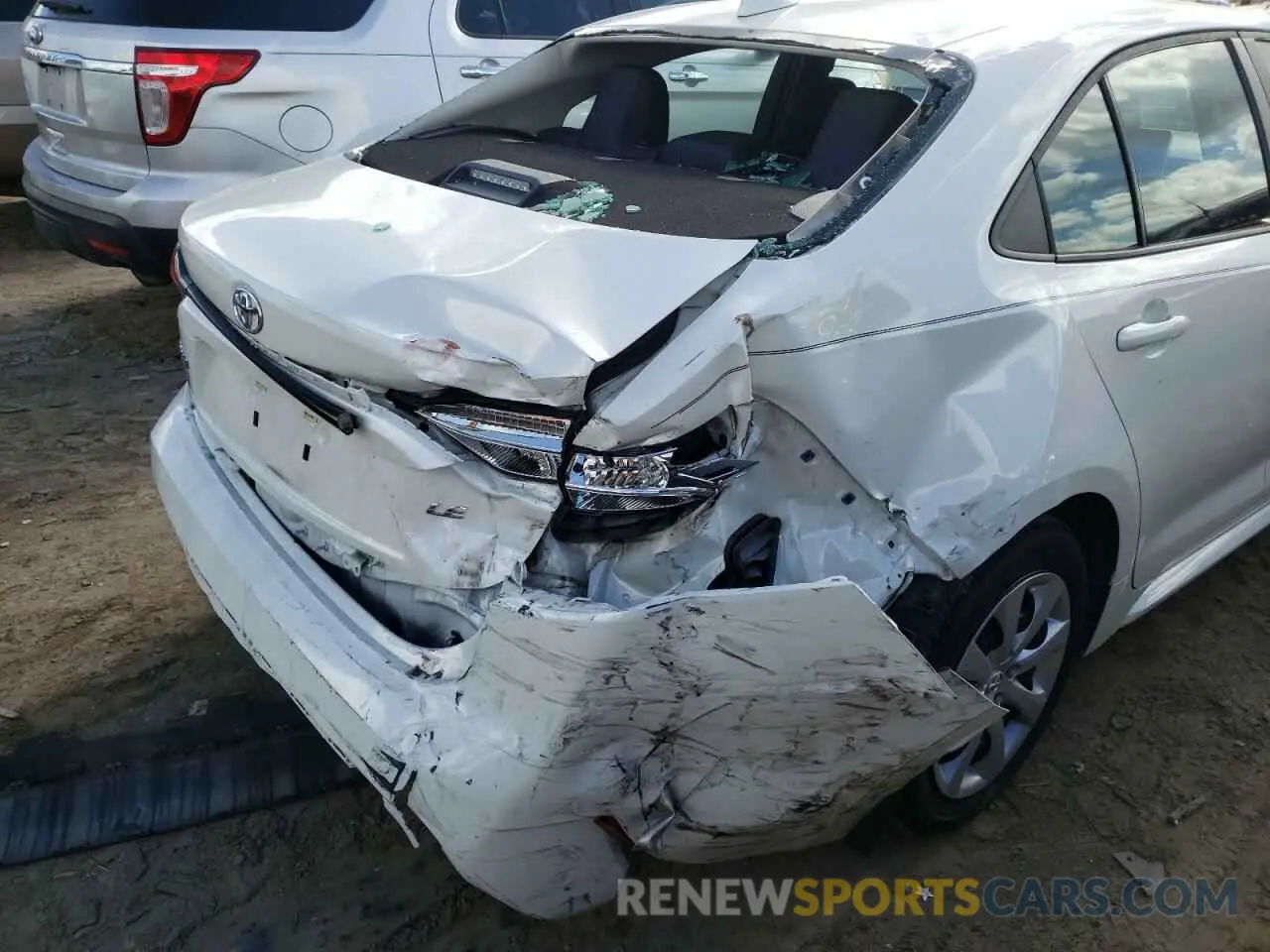 9 fotografías del automóvil dañado 5YFEPMAE8MP159038 TOYOTA COROLLA 2021