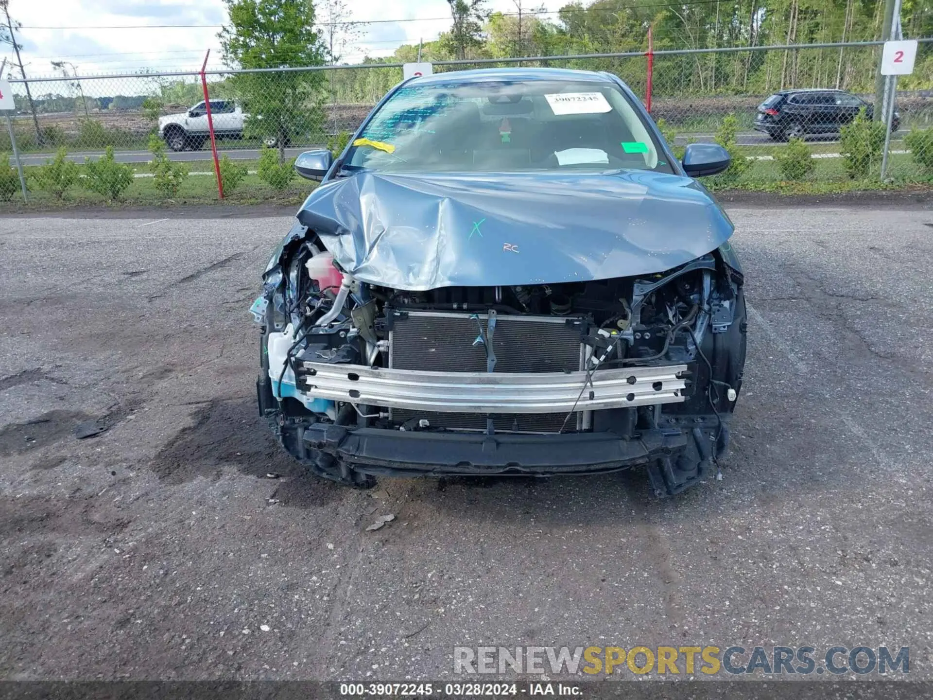 12 fotografías del automóvil dañado 5YFEPMAE8MP167429 TOYOTA COROLLA 2021