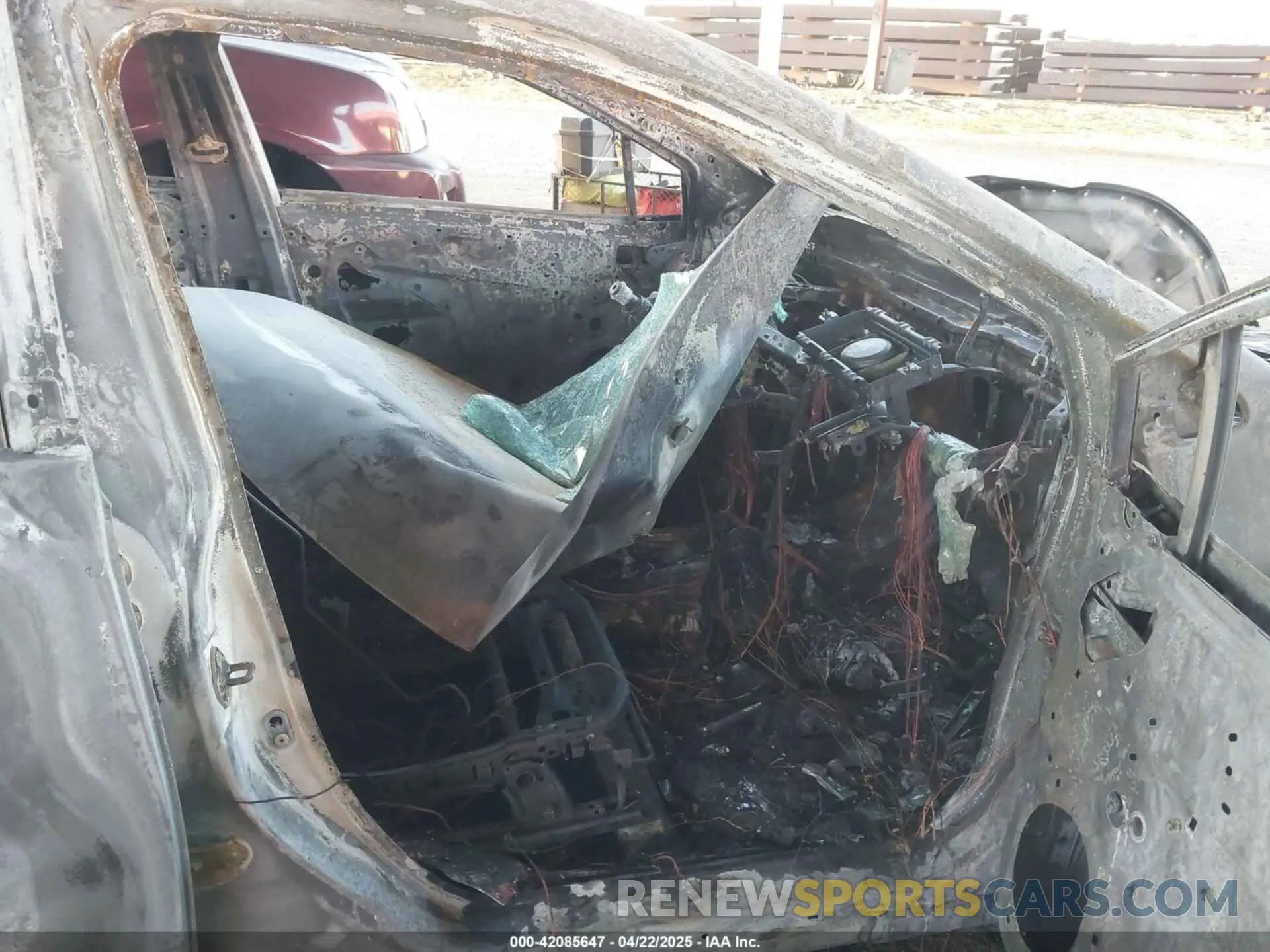 5 fotografías del automóvil dañado 5YFEPMAE8MP172579 TOYOTA COROLLA 2021