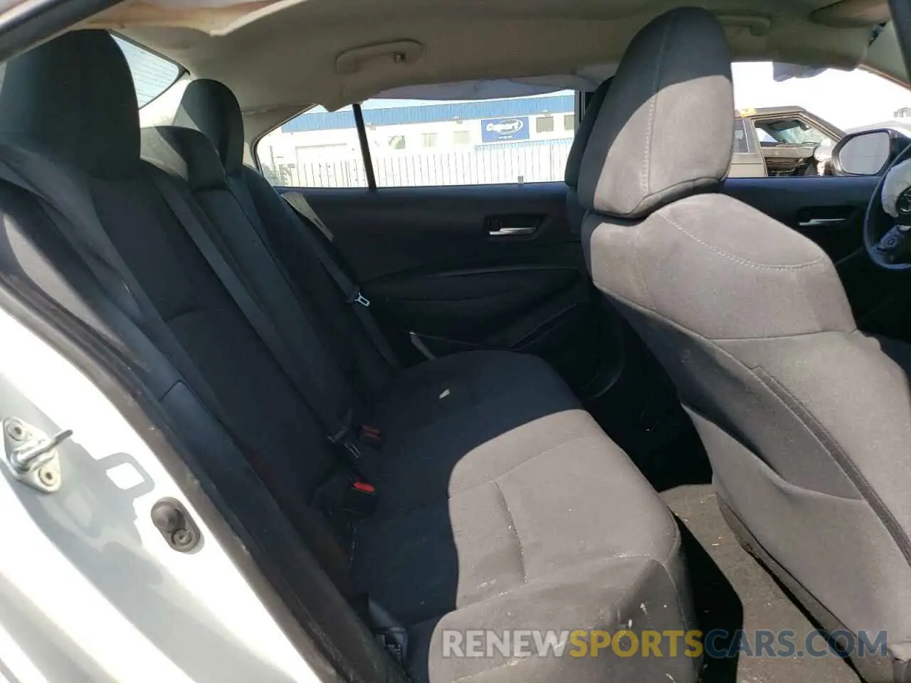 10 fotografías del automóvil dañado 5YFEPMAE8MP180567 TOYOTA COROLLA 2021