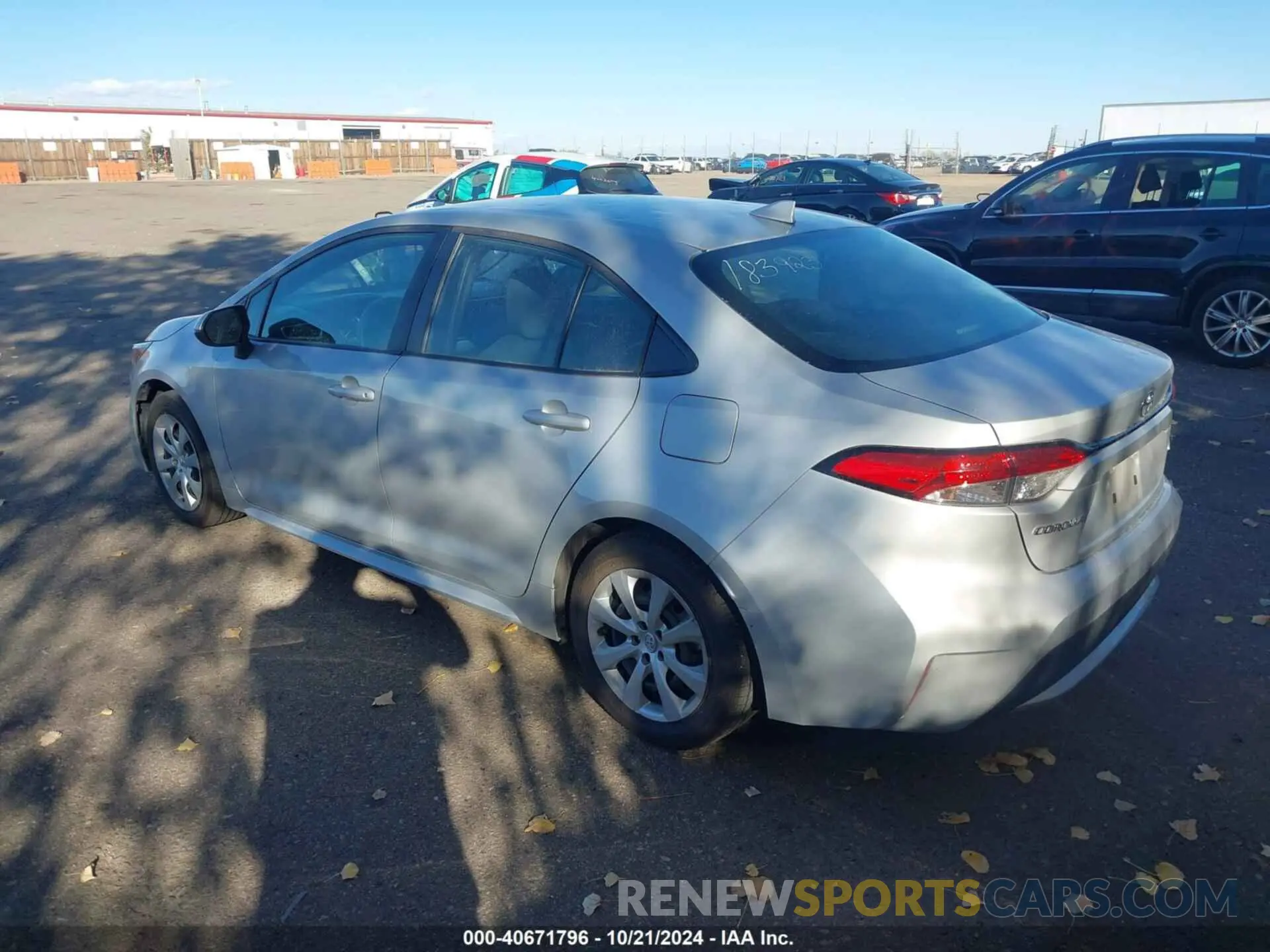 3 fotografías del automóvil dañado 5YFEPMAE8MP183923 TOYOTA COROLLA 2021