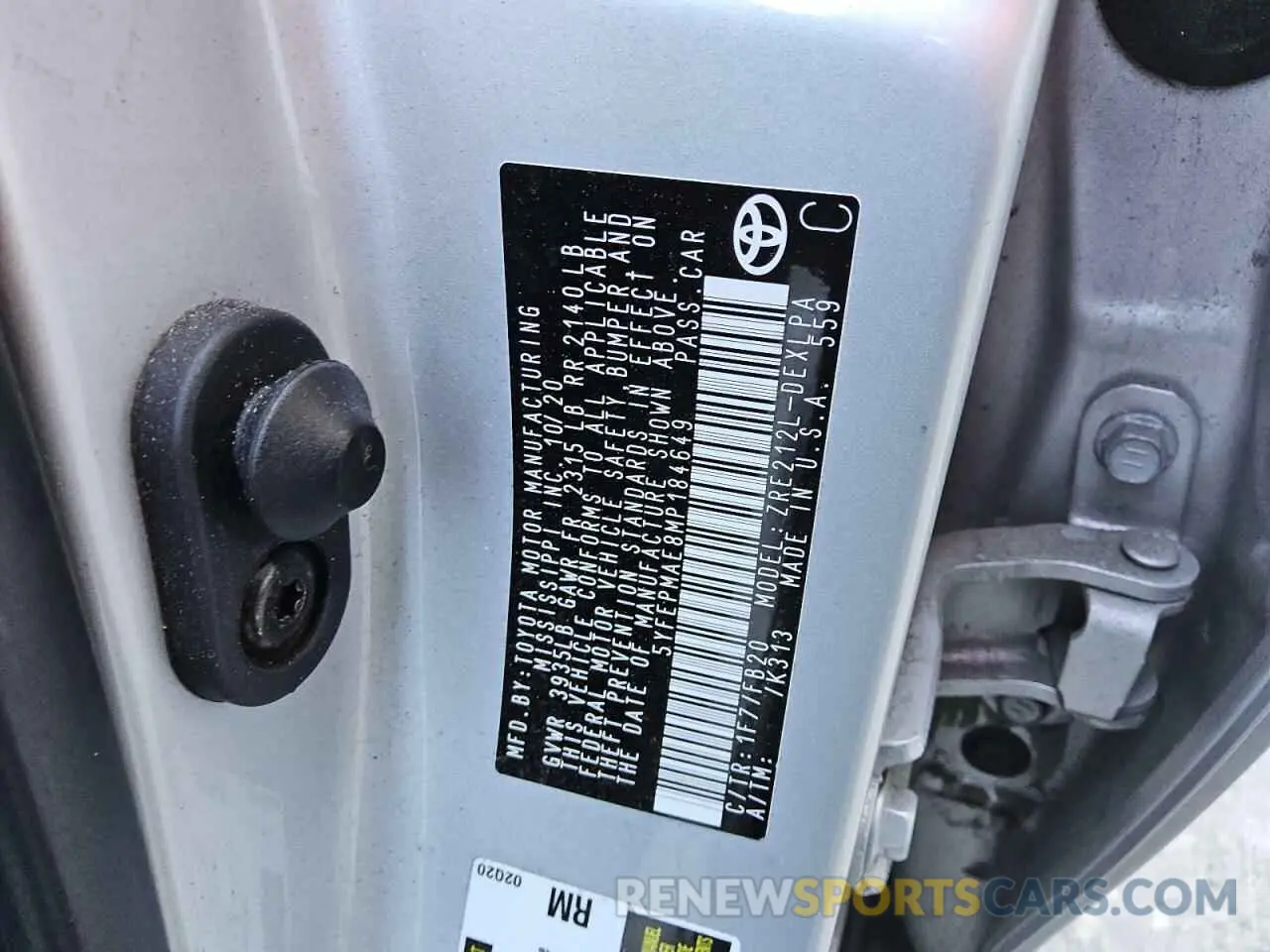 12 fotografías del automóvil dañado 5YFEPMAE8MP184649 TOYOTA COROLLA 2021