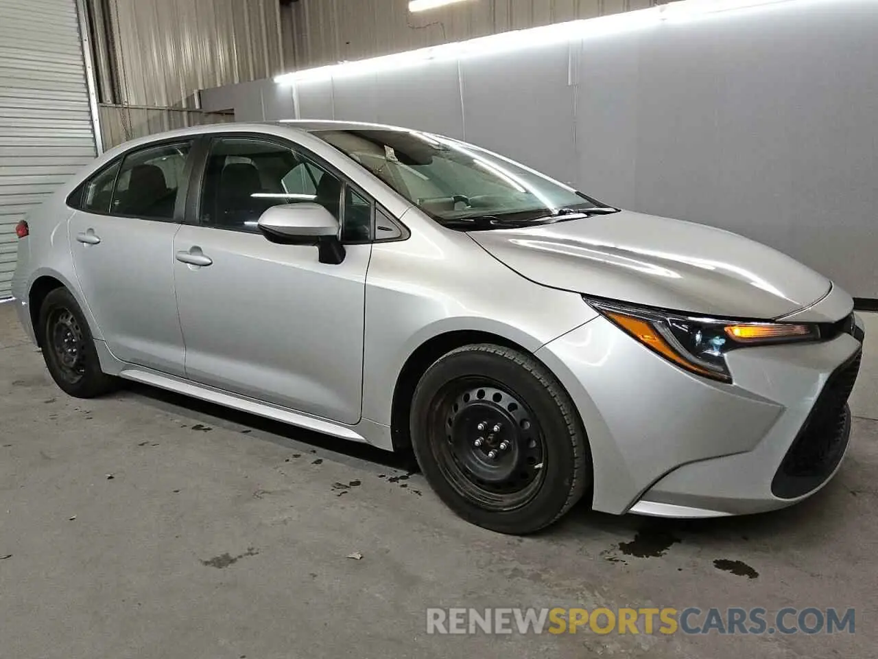 4 fotografías del automóvil dañado 5YFEPMAE8MP184649 TOYOTA COROLLA 2021