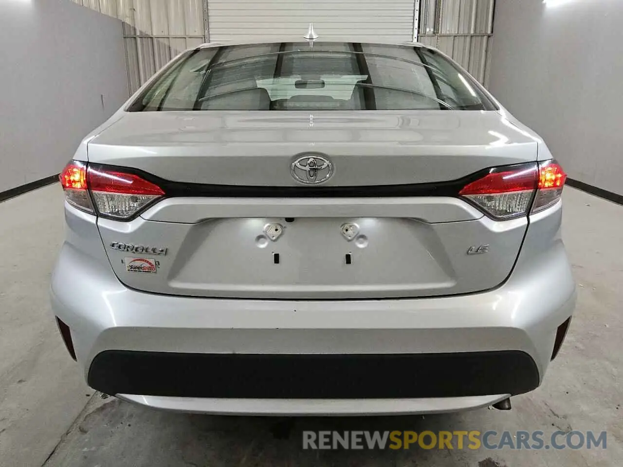 6 fotografías del automóvil dañado 5YFEPMAE8MP184649 TOYOTA COROLLA 2021
