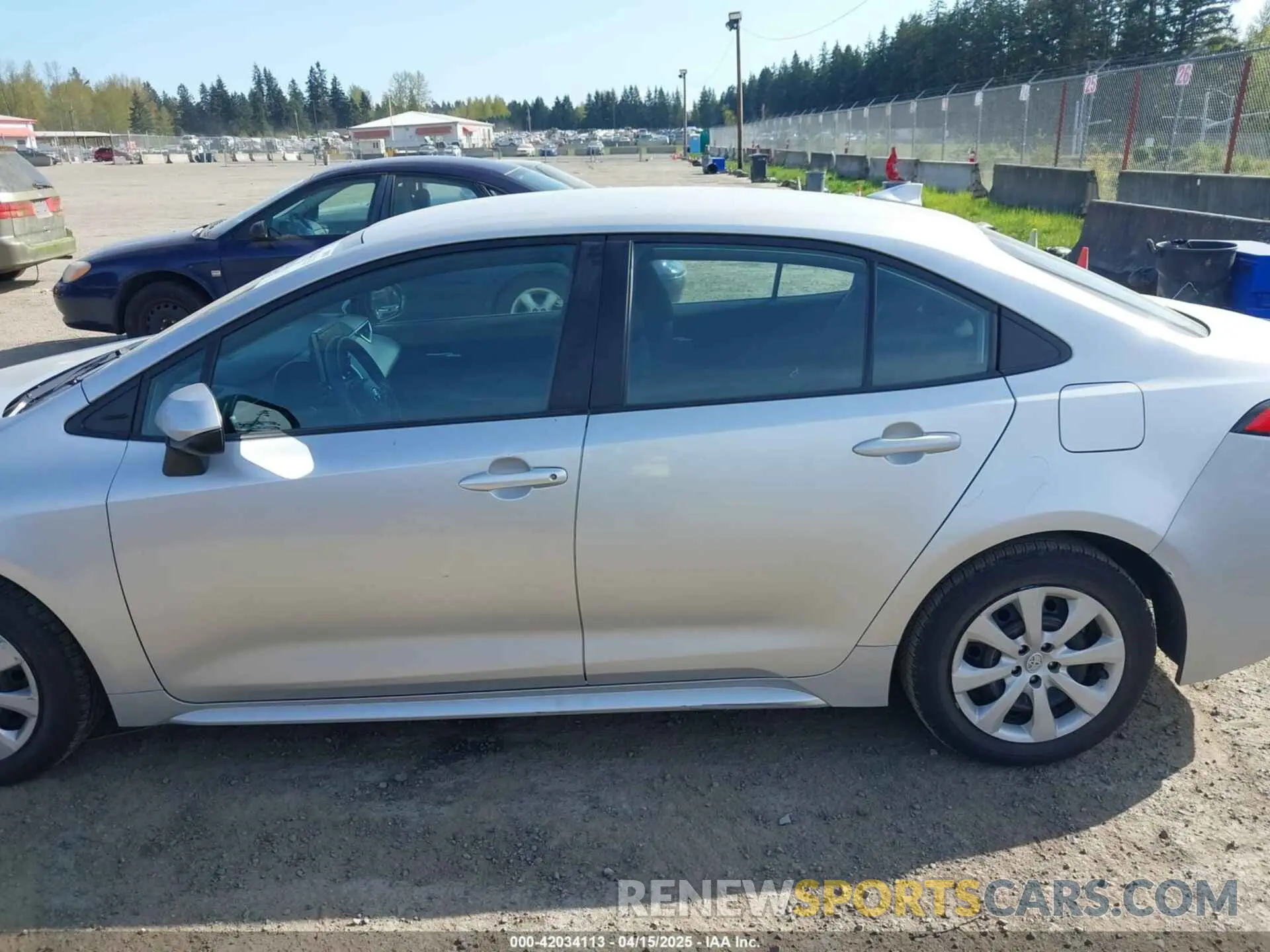 15 fotografías del automóvil dañado 5YFEPMAE8MP188765 TOYOTA COROLLA 2021