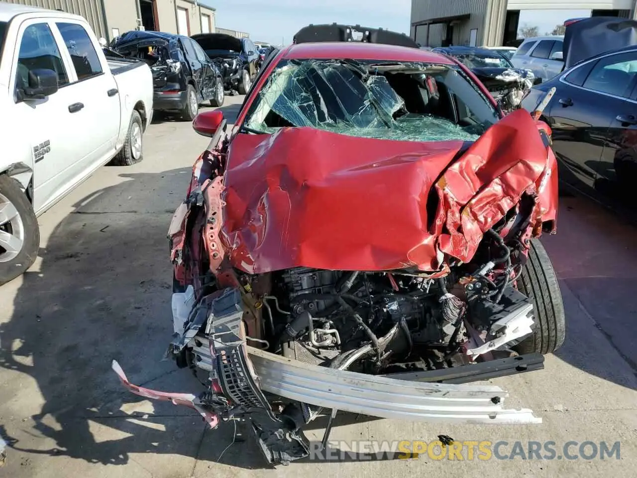 5 fotografías del automóvil dañado 5YFEPMAE8MP192685 TOYOTA COROLLA 2021